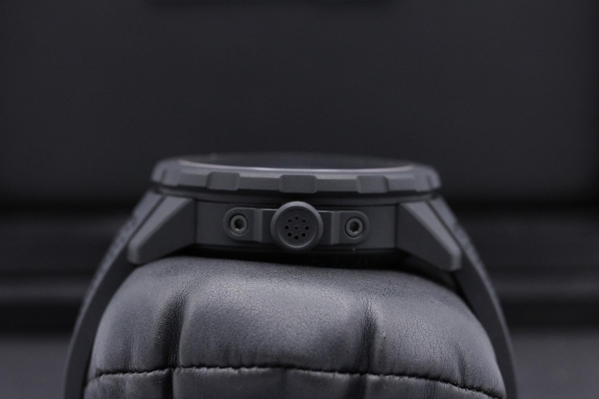 Watch Image 6