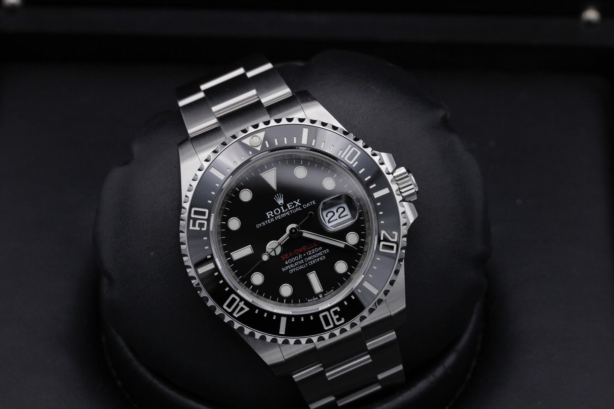 Watch Image 11