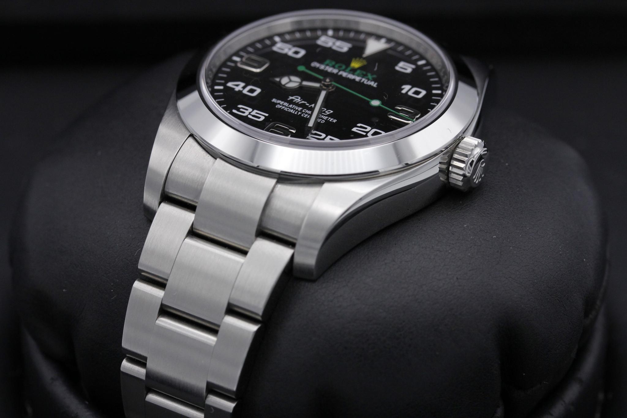 Watch Image 2