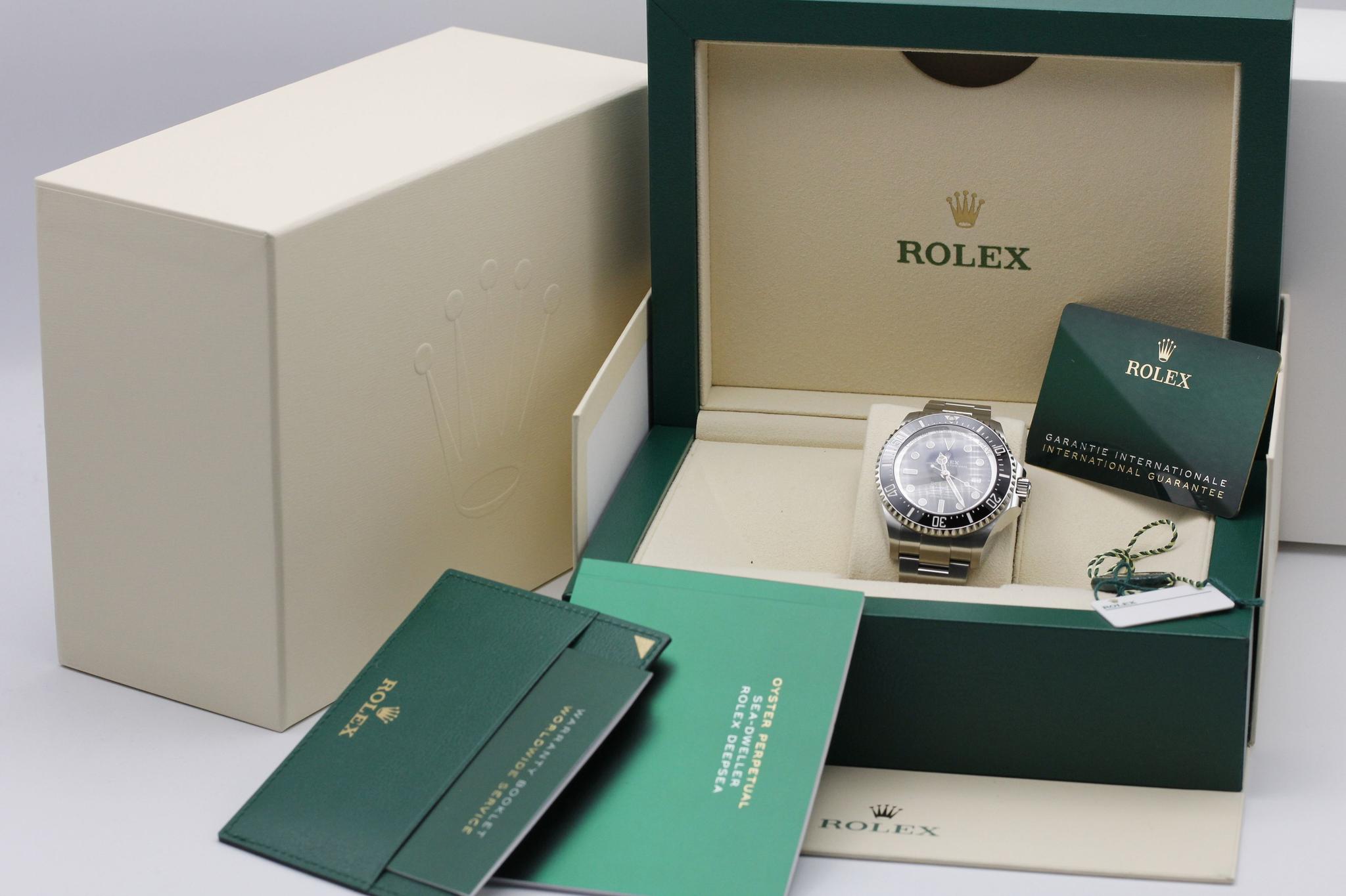 Watch Image 11