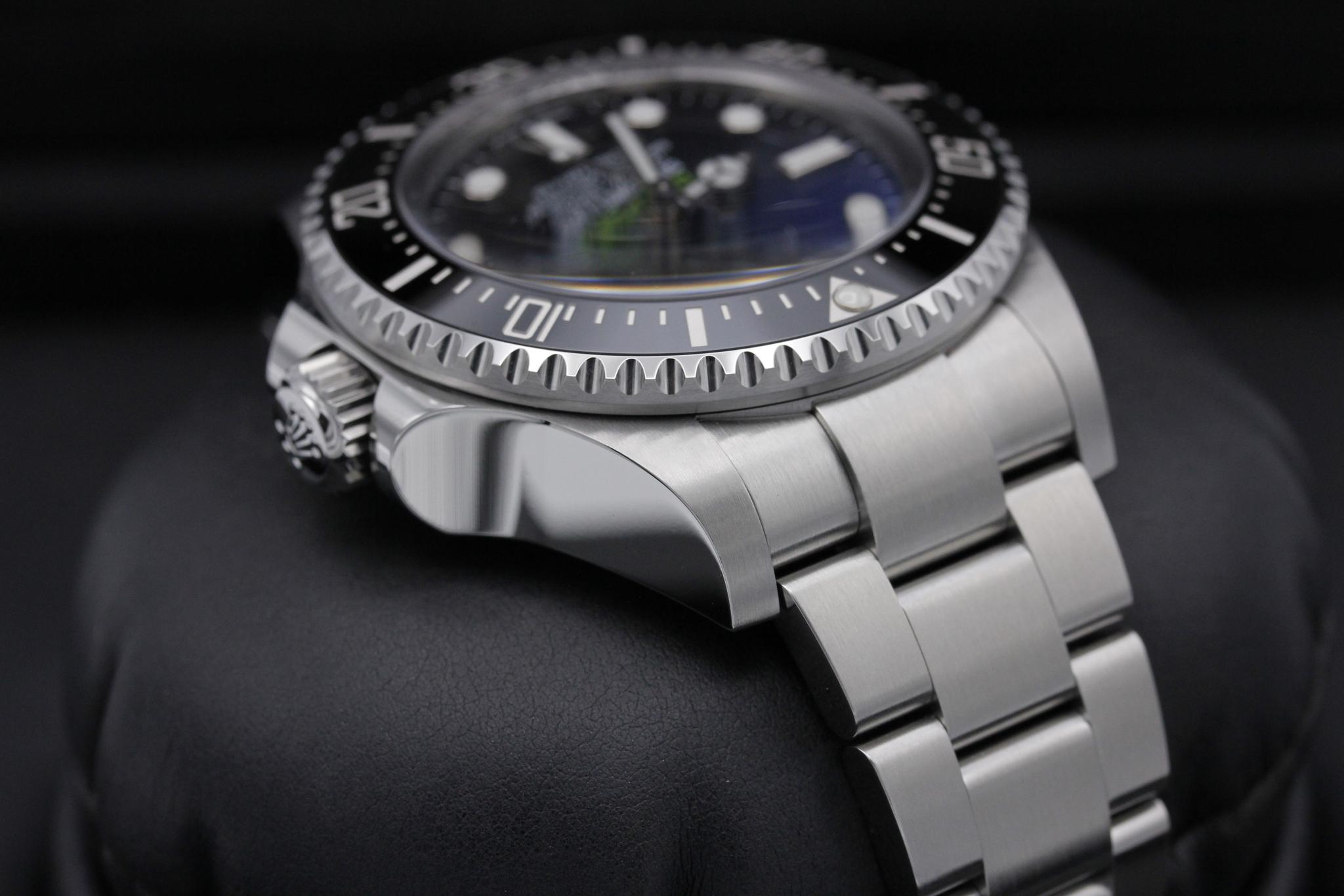 Watch Image 4