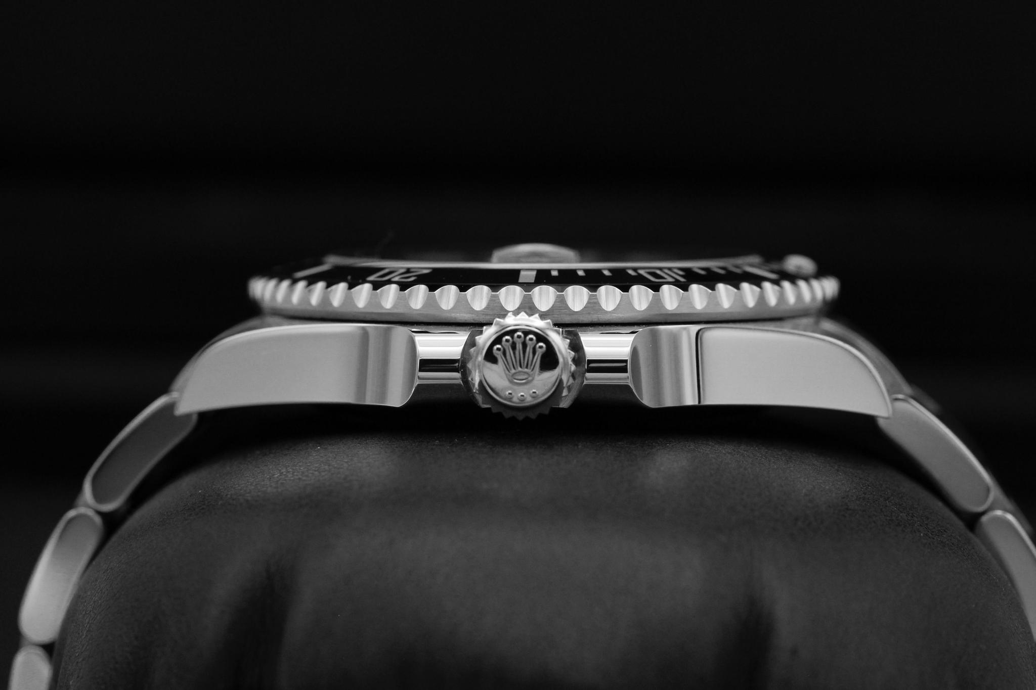 Watch Image 3