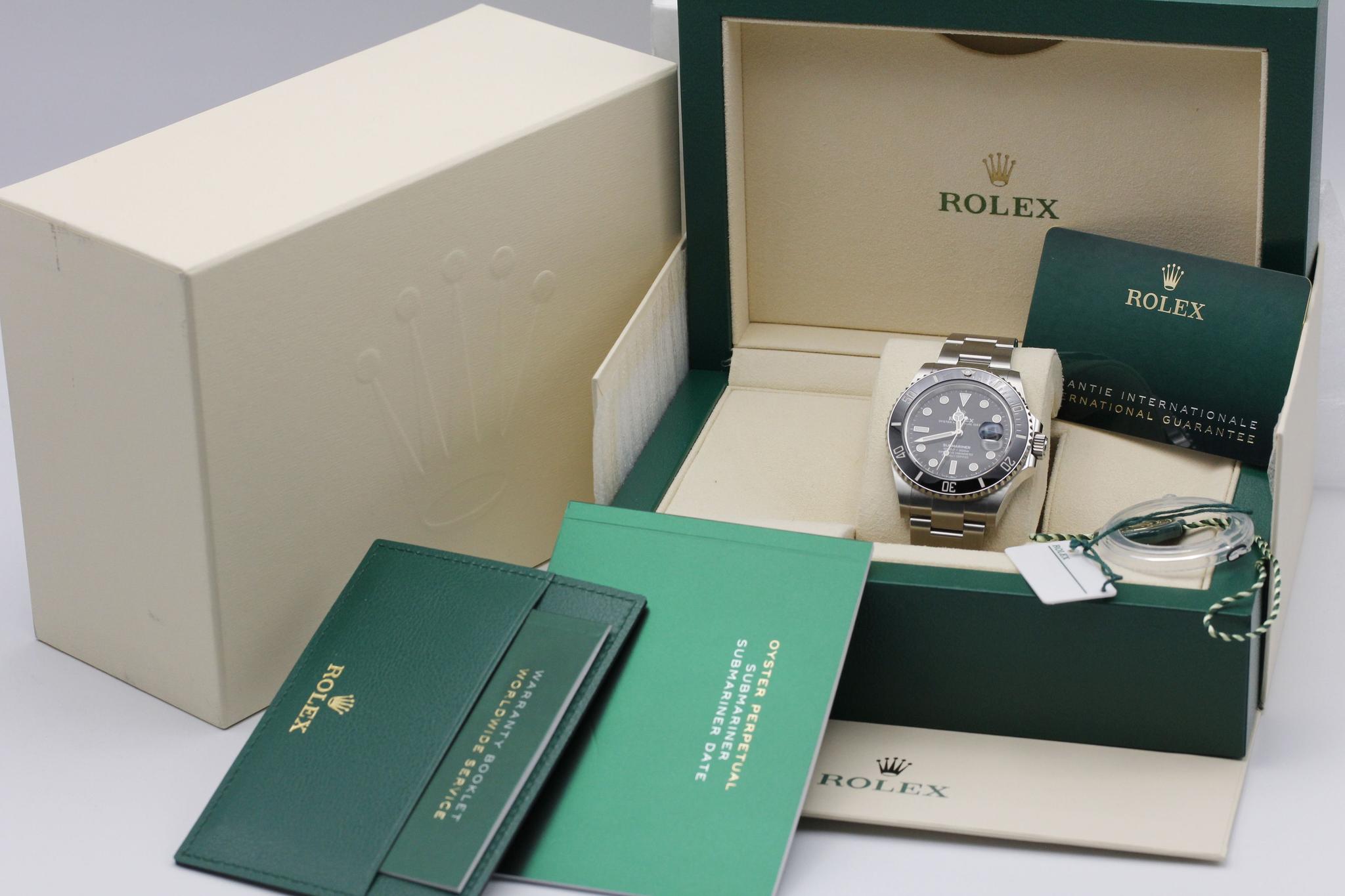 Watch Image 11