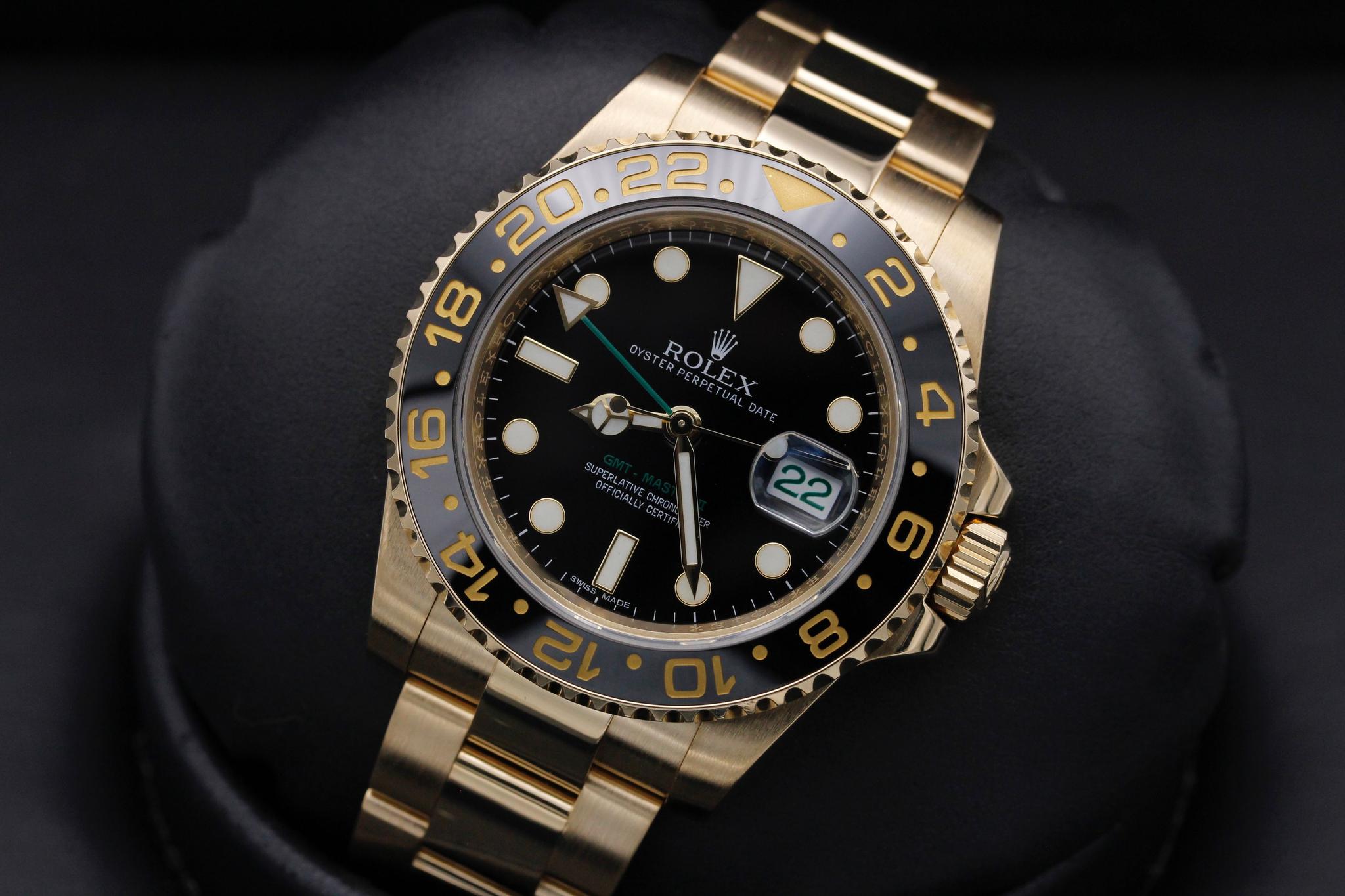 Watch Image 10