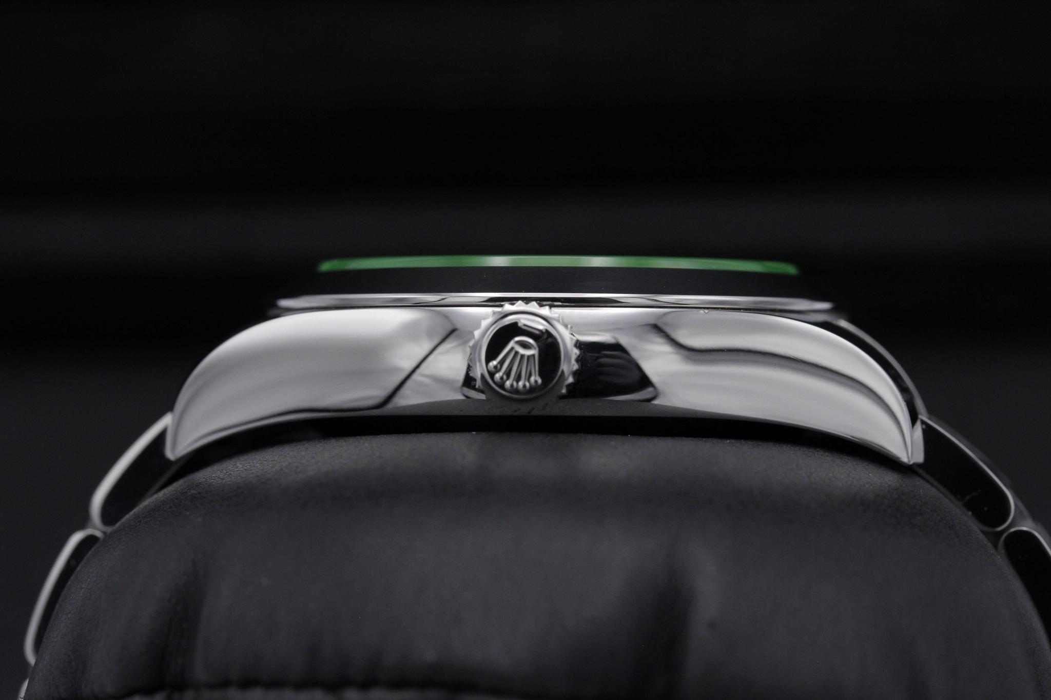 Watch Image 3