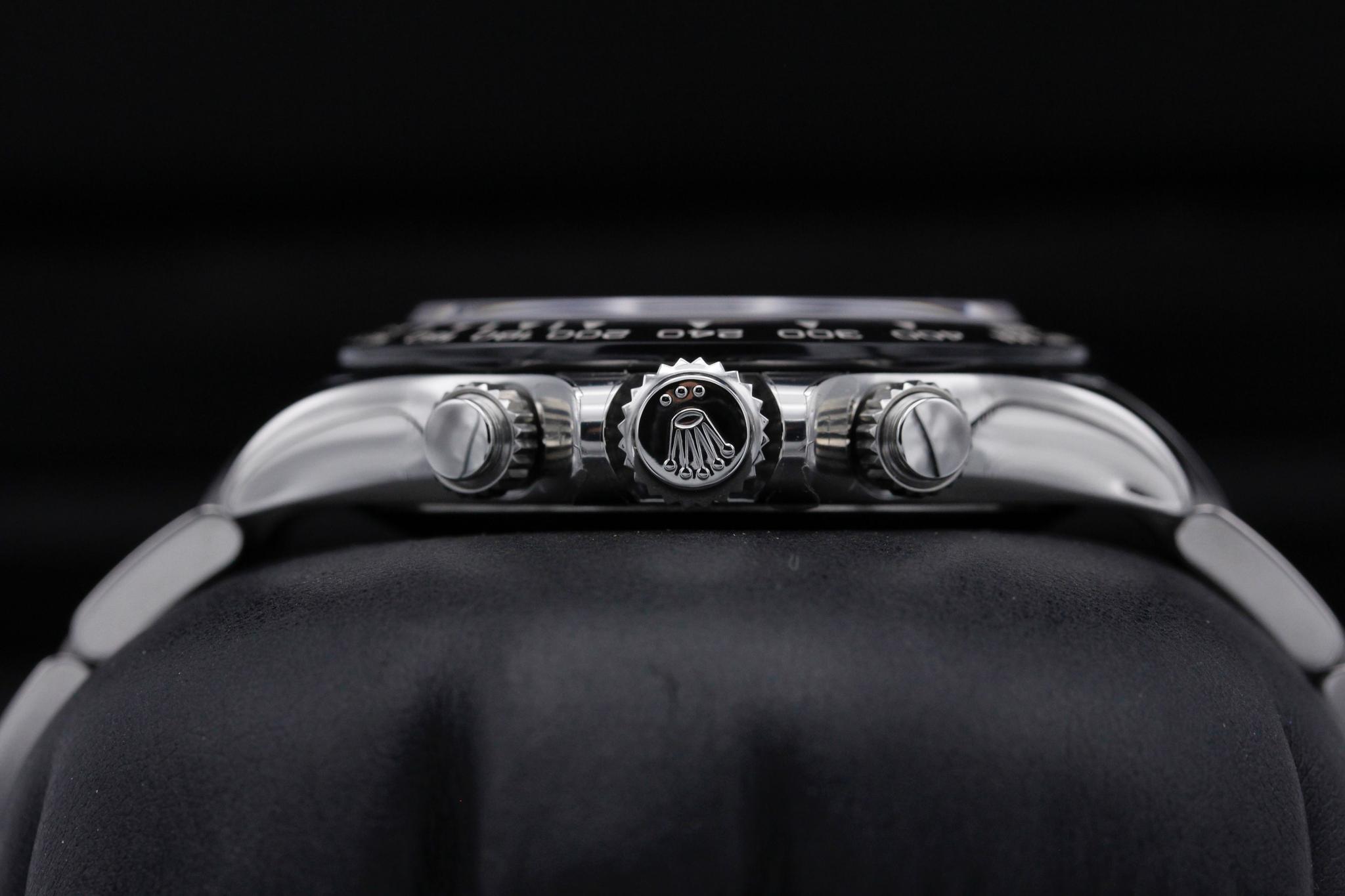 Watch Image 3