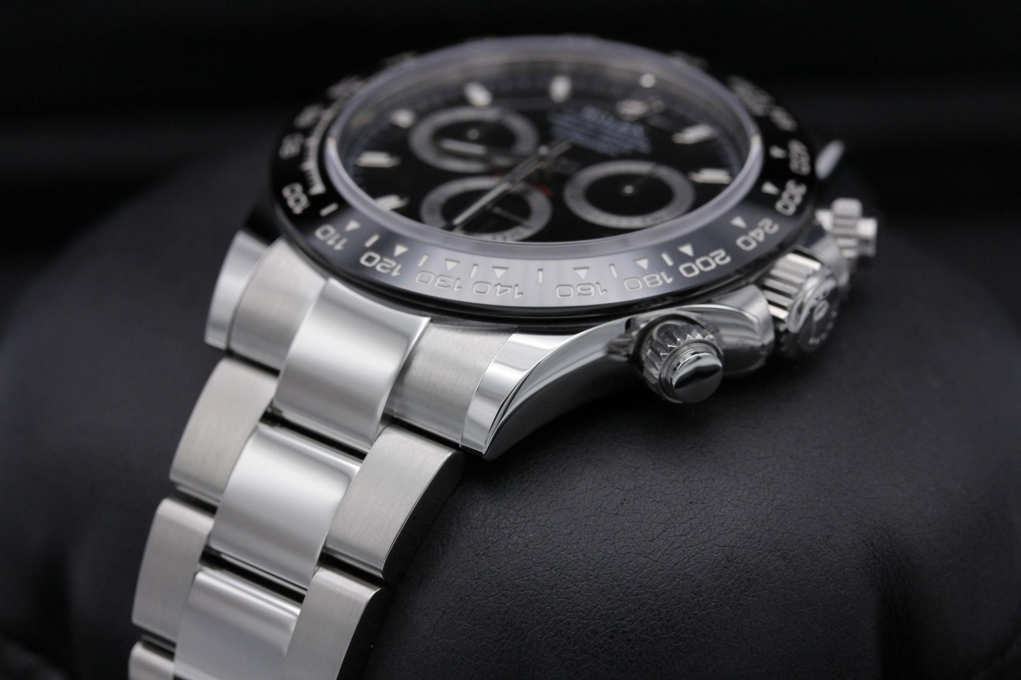 Watch Image 2