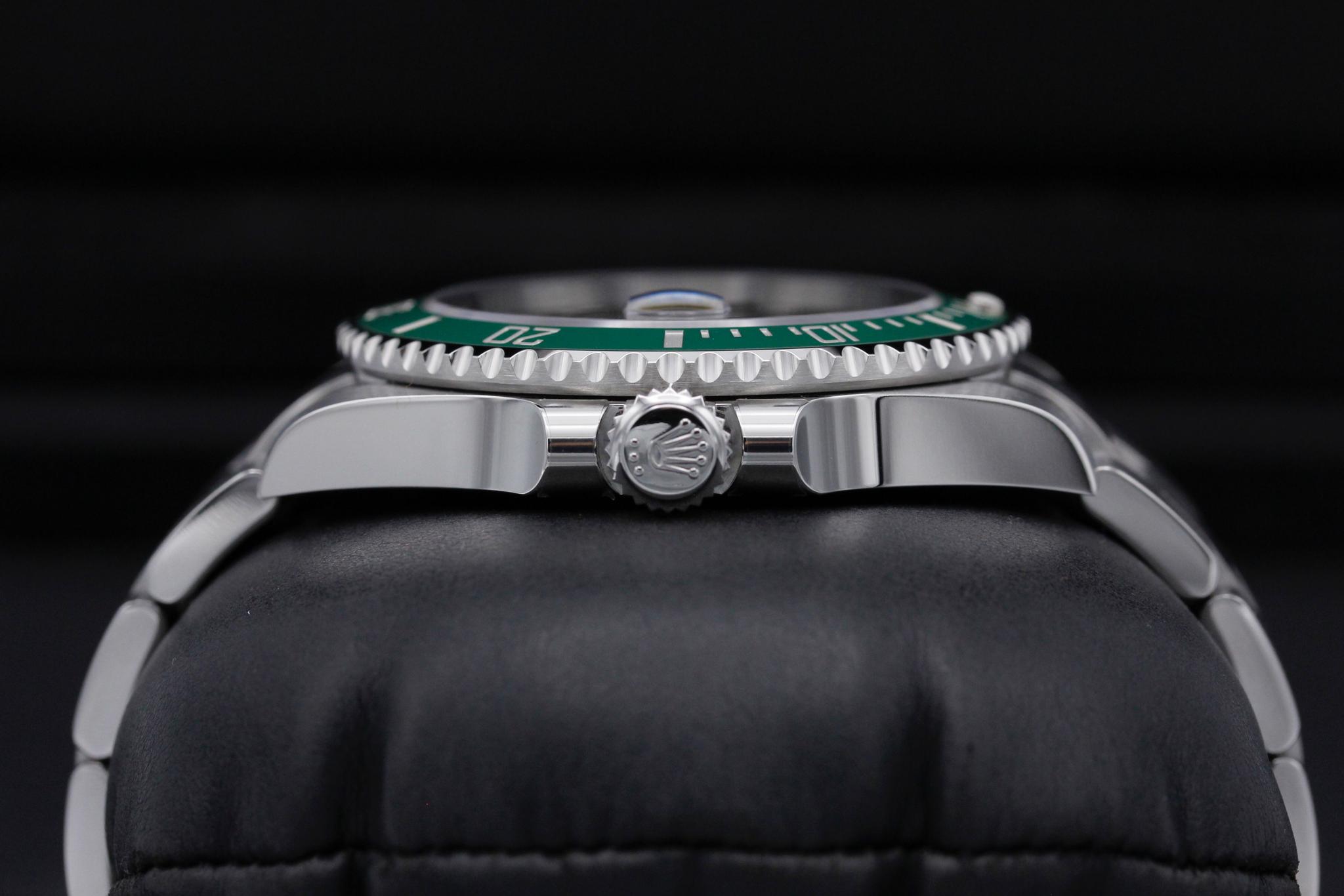 Watch Image 3
