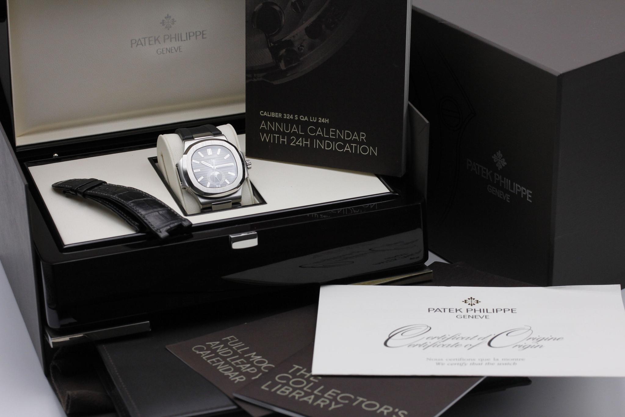 Watch Image 12