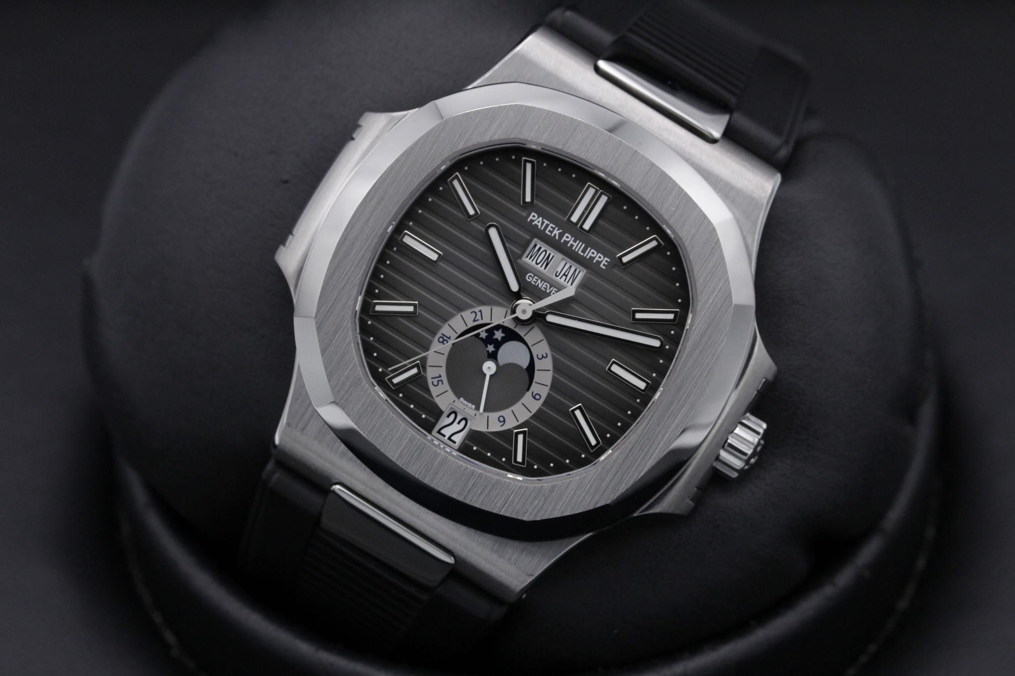 Watch Image 10