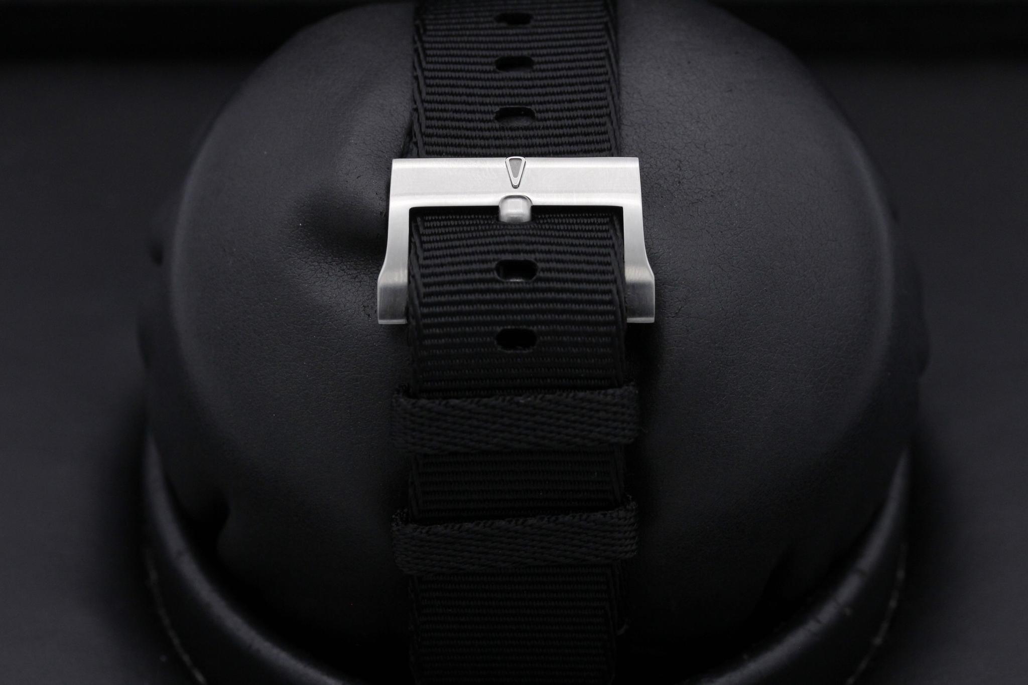 Watch Image 7