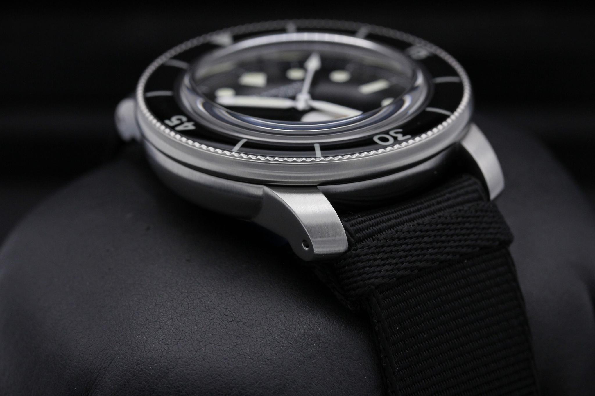 Watch Image 6