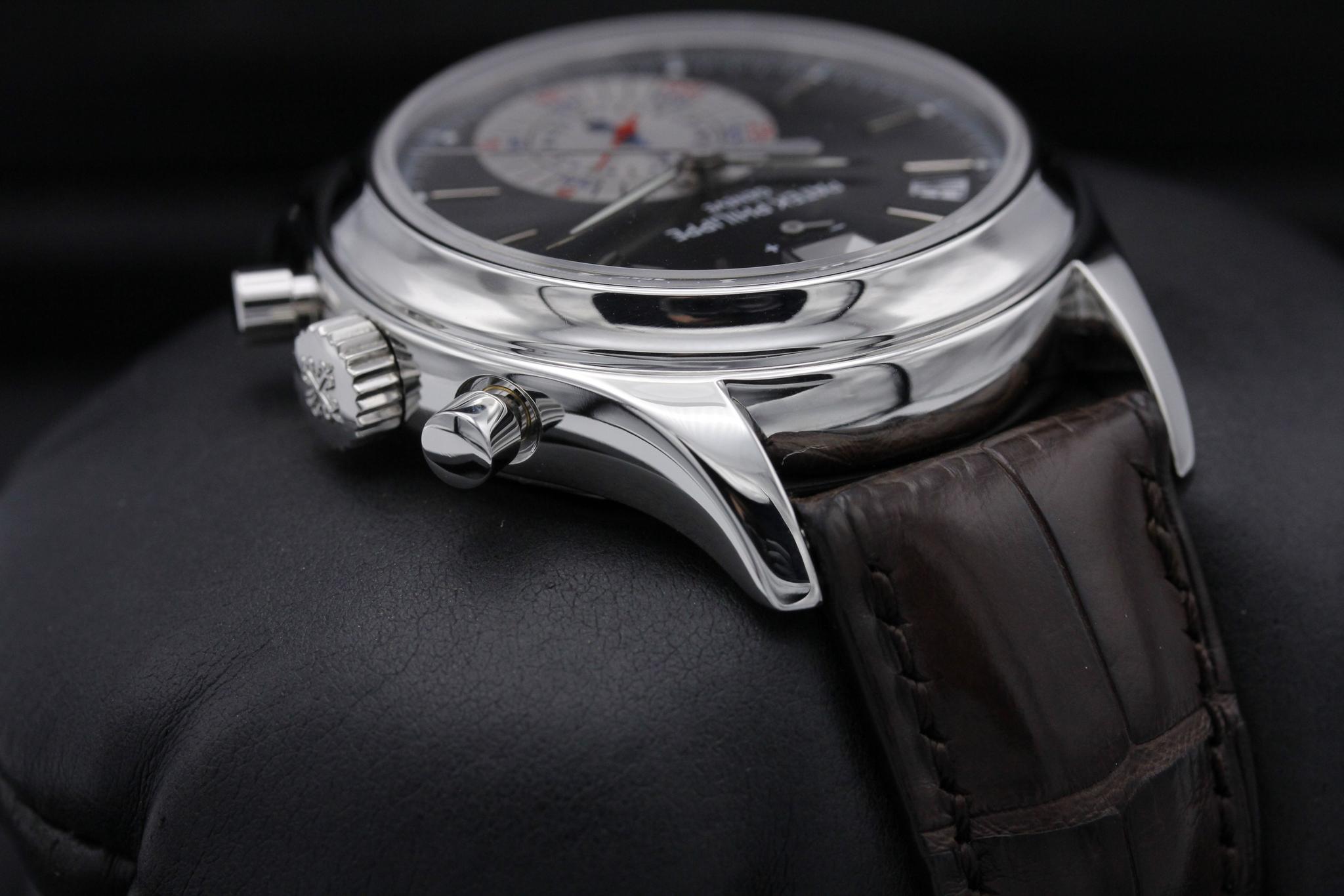 Watch Image 4