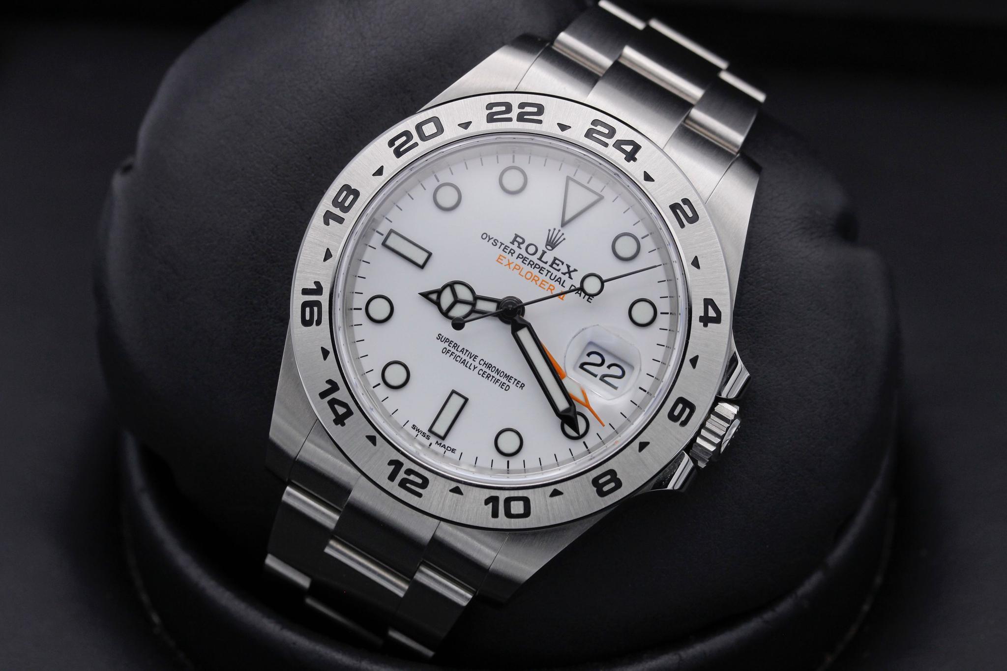 Watch Image 9