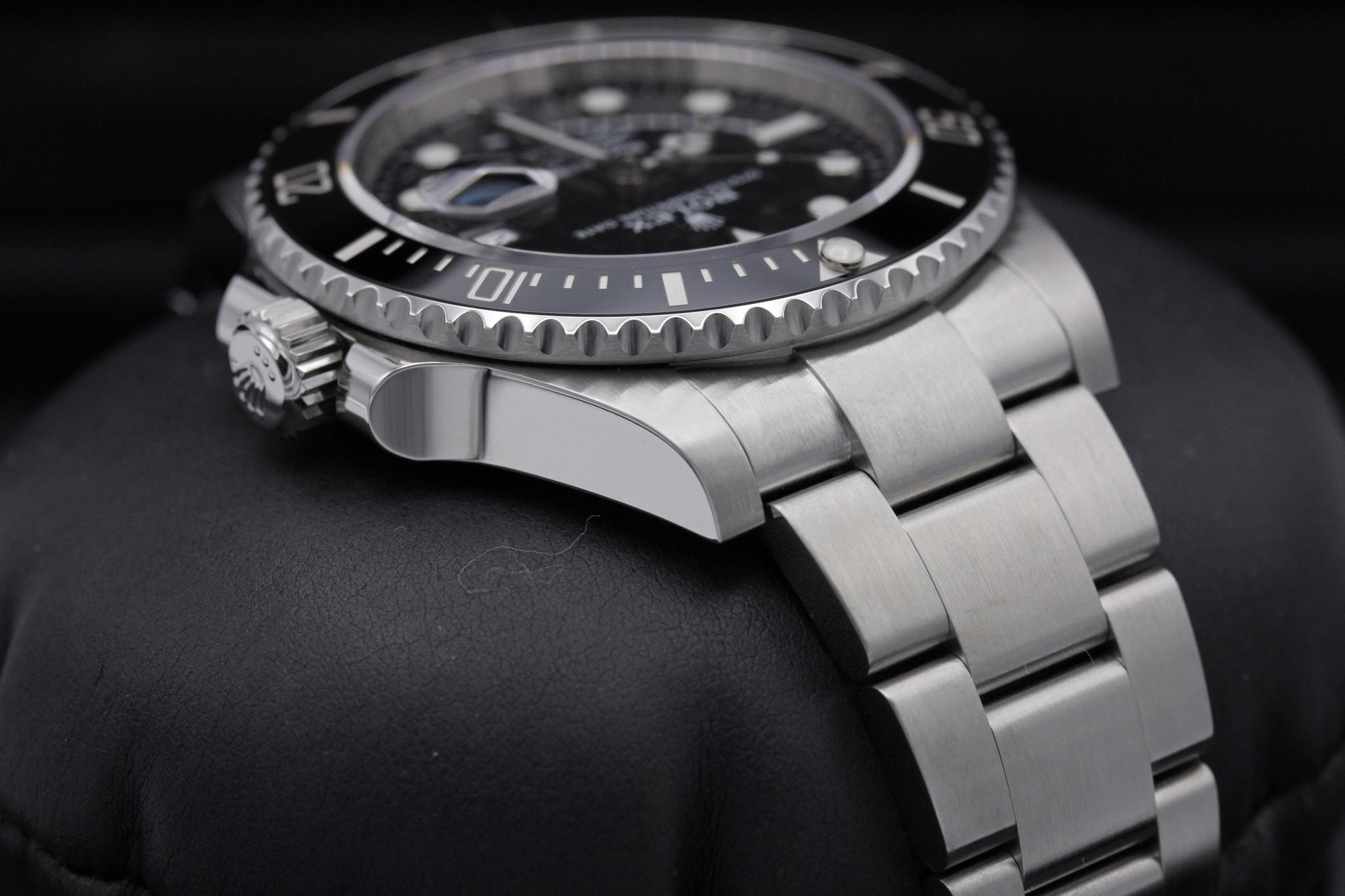 Watch Image 4