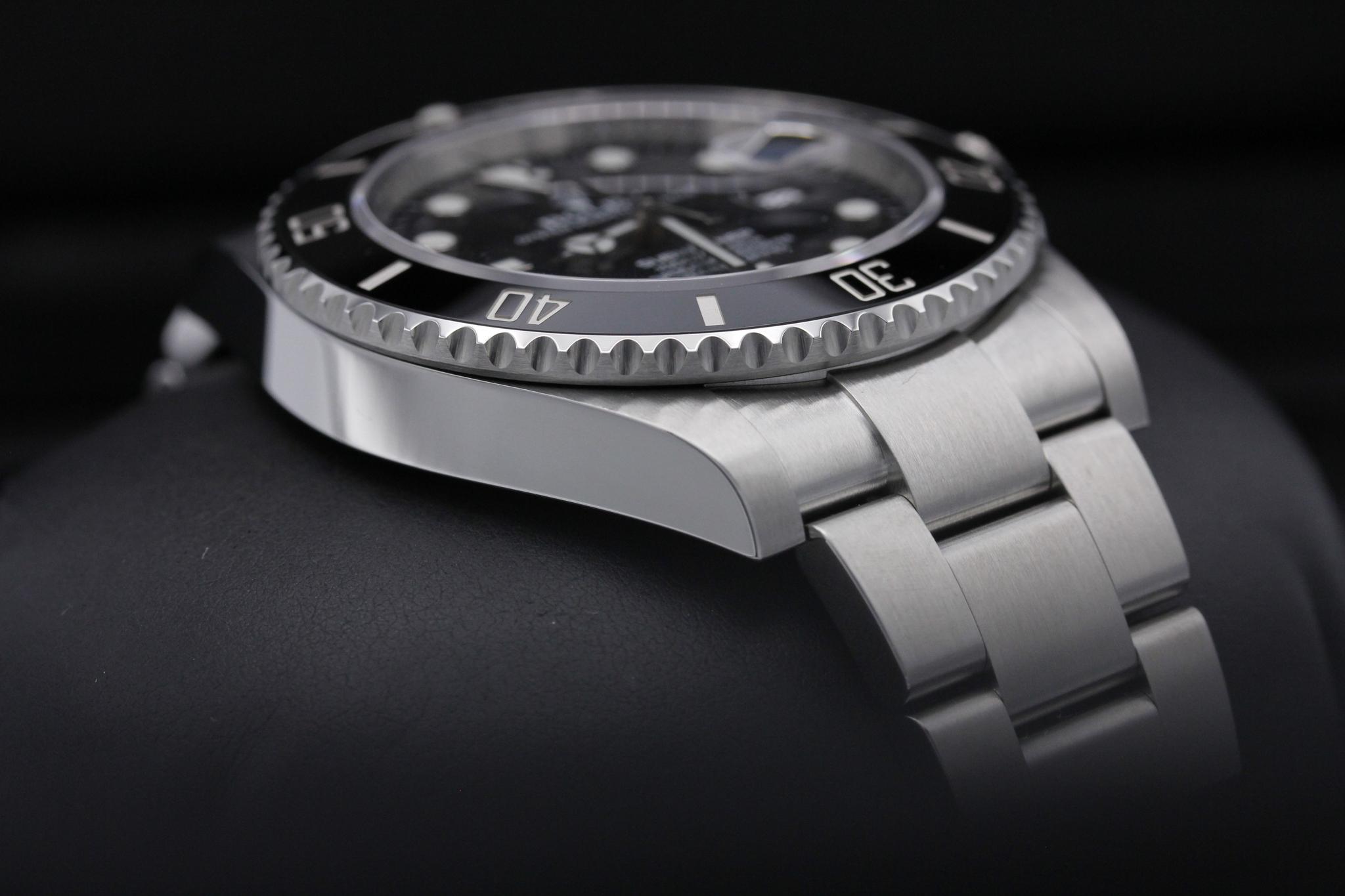 Watch Image 6