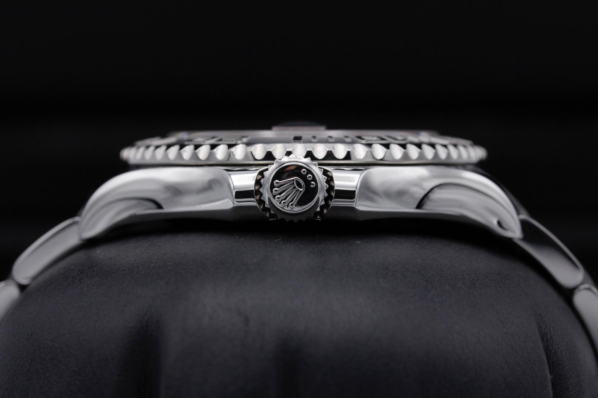 Watch Image 3