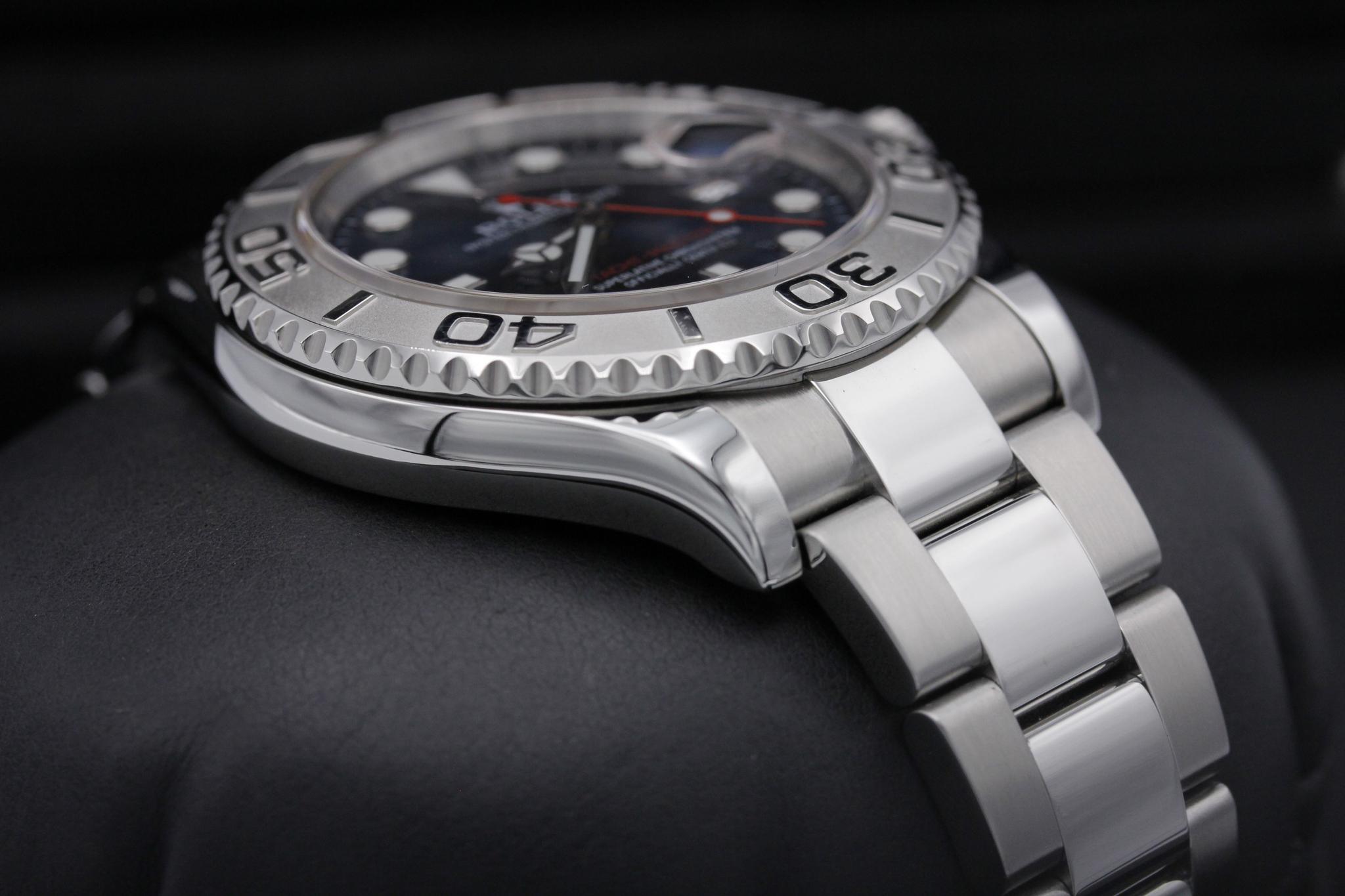 Watch Image 6