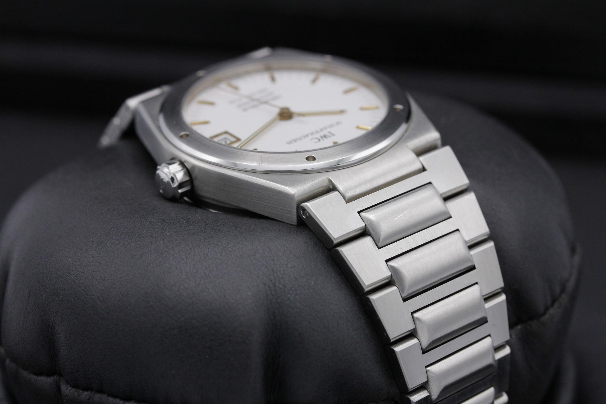 Watch Image 5