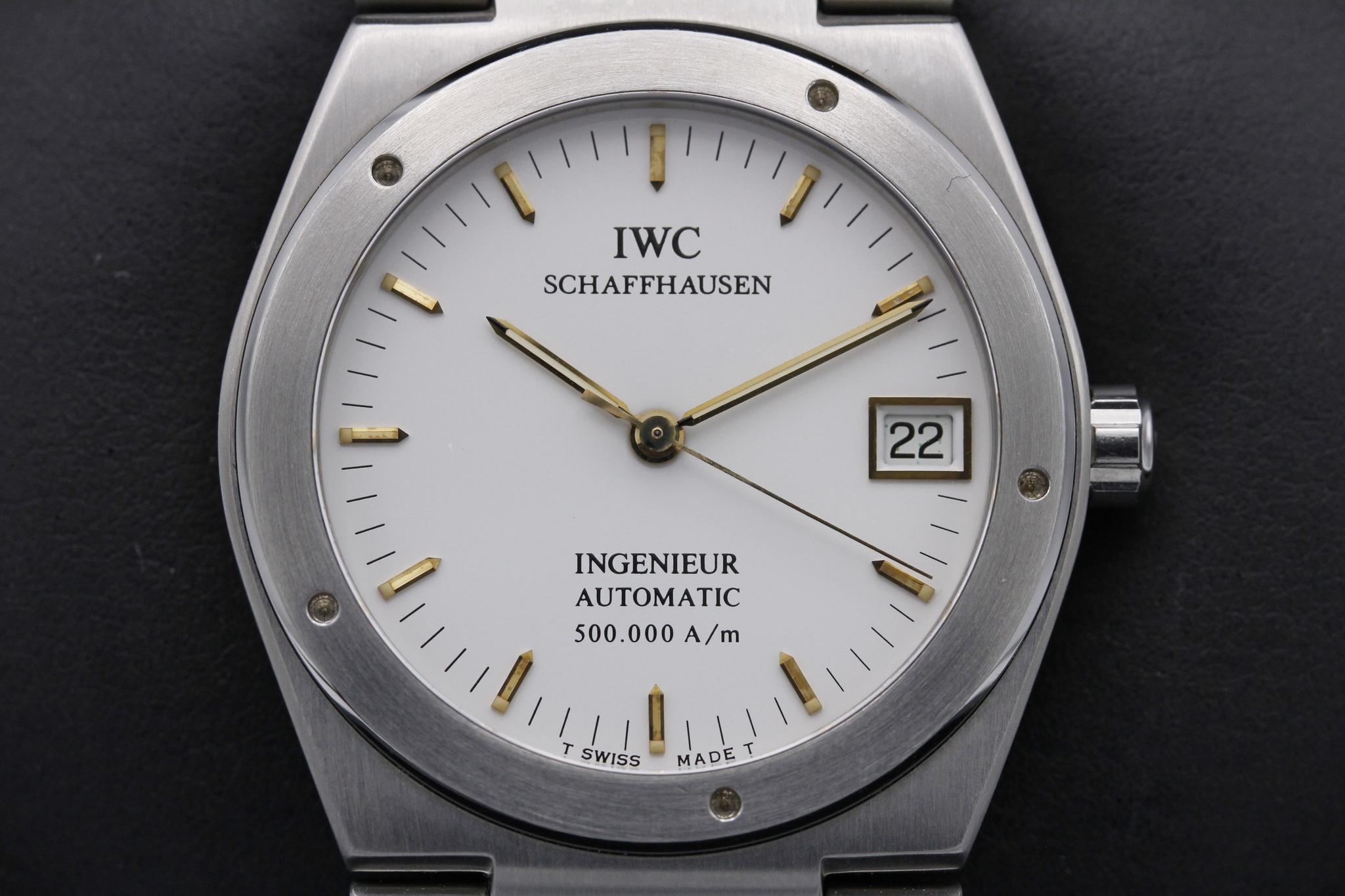 Watch Image 2