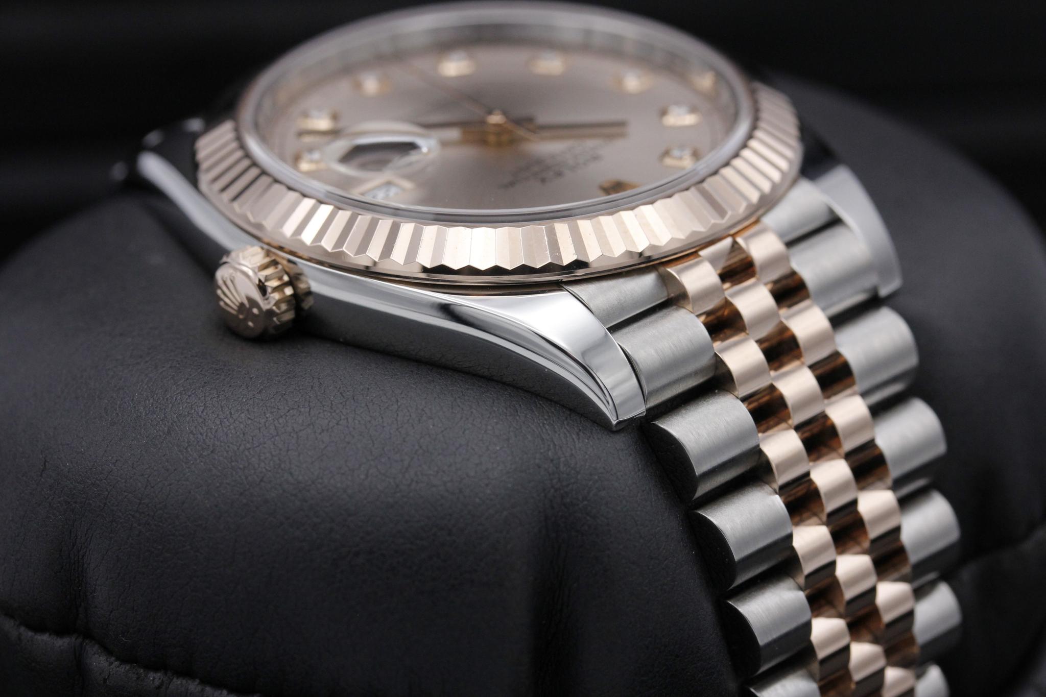 Watch Image 4