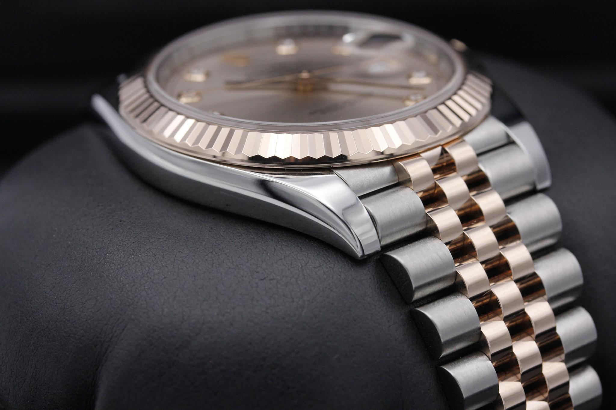 Watch Image 6