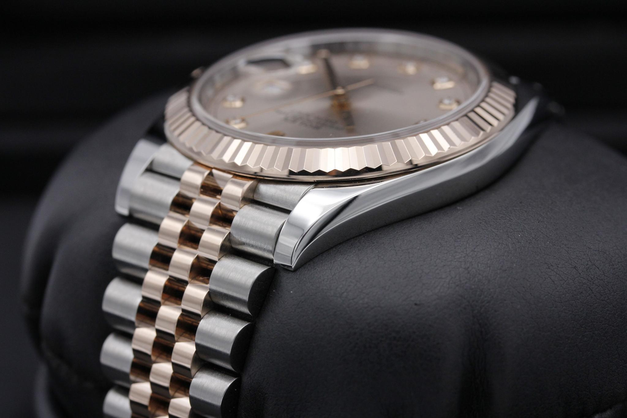 Watch Image 5