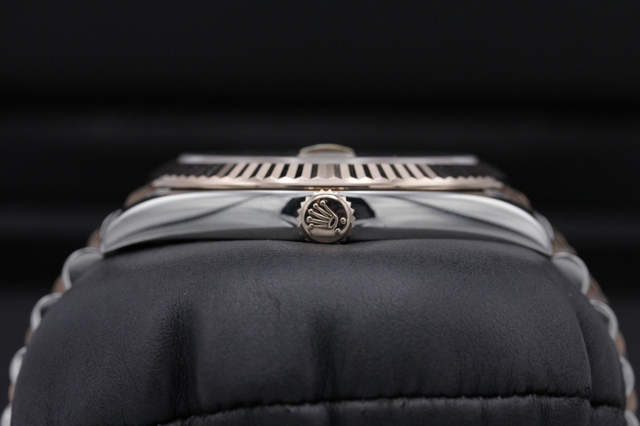 Watch Image 3