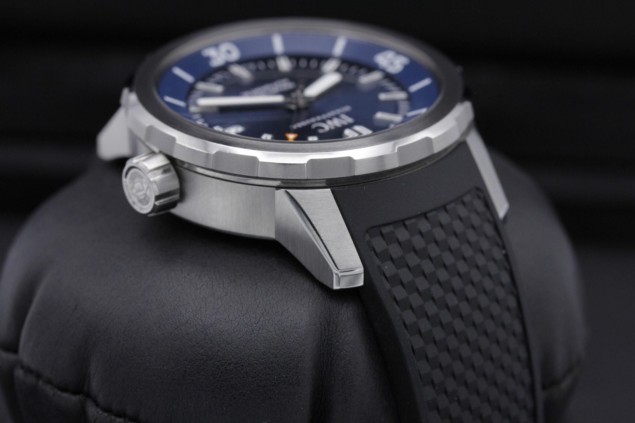 Watch Image 4