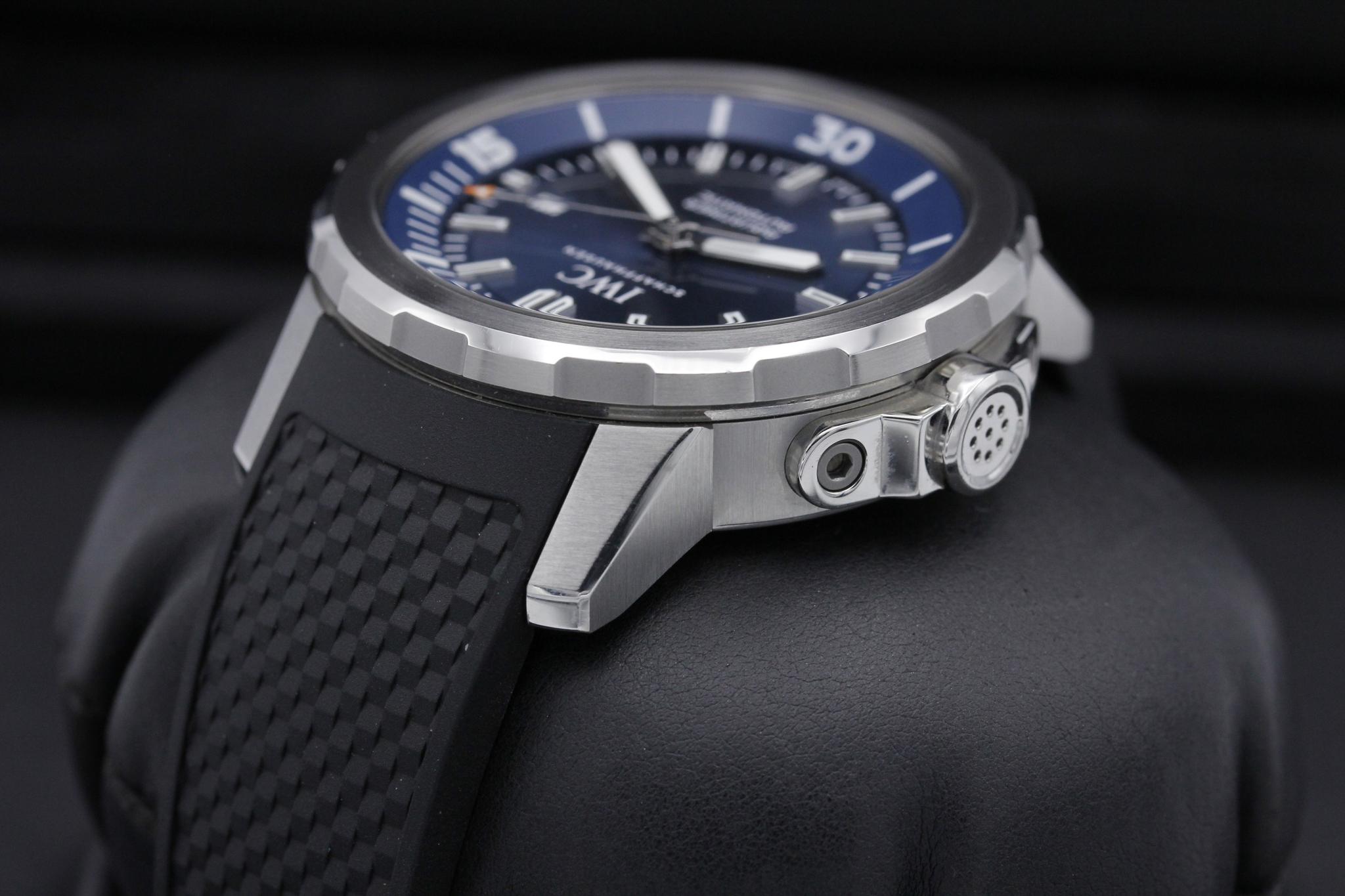 Watch Image 5