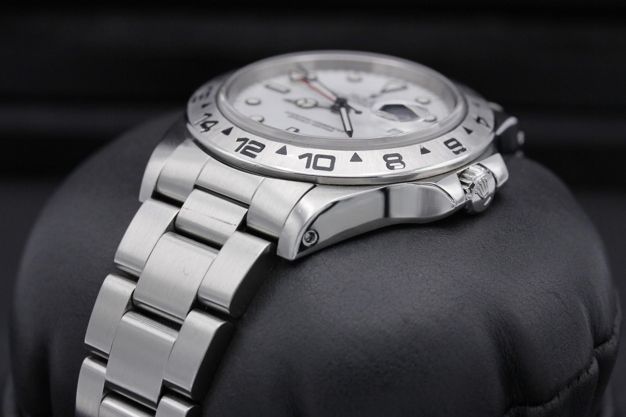 Watch Image 3
