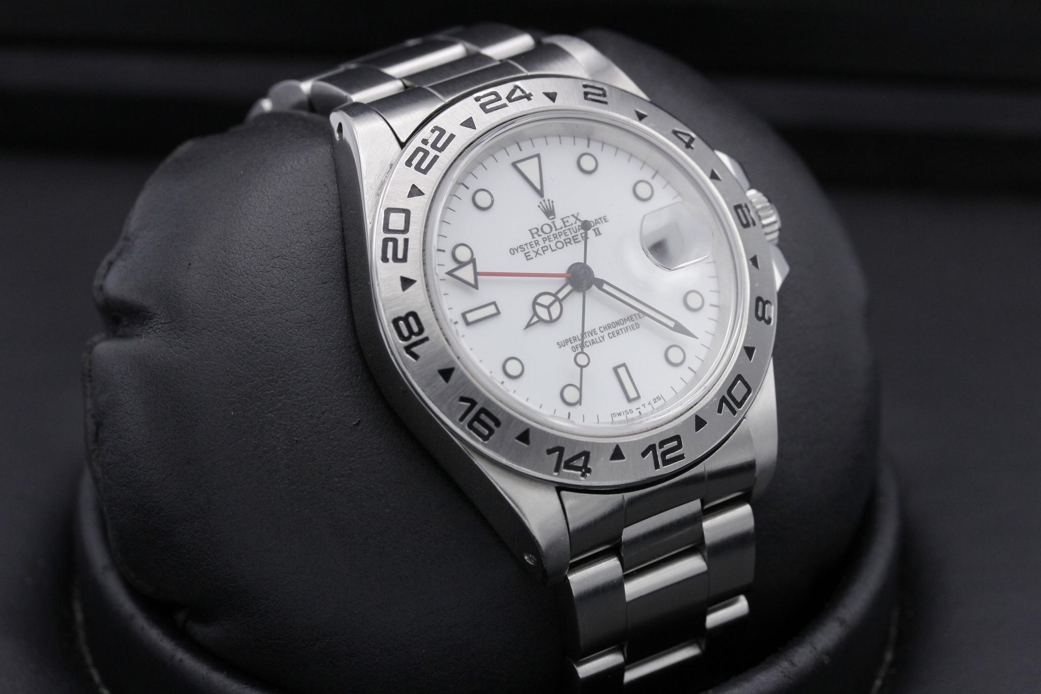 Watch Image 15