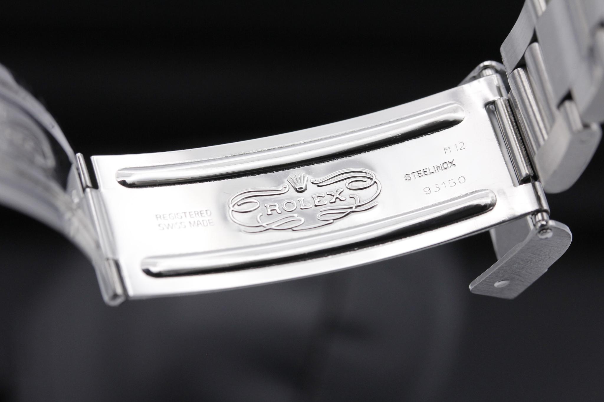 Watch Image 10