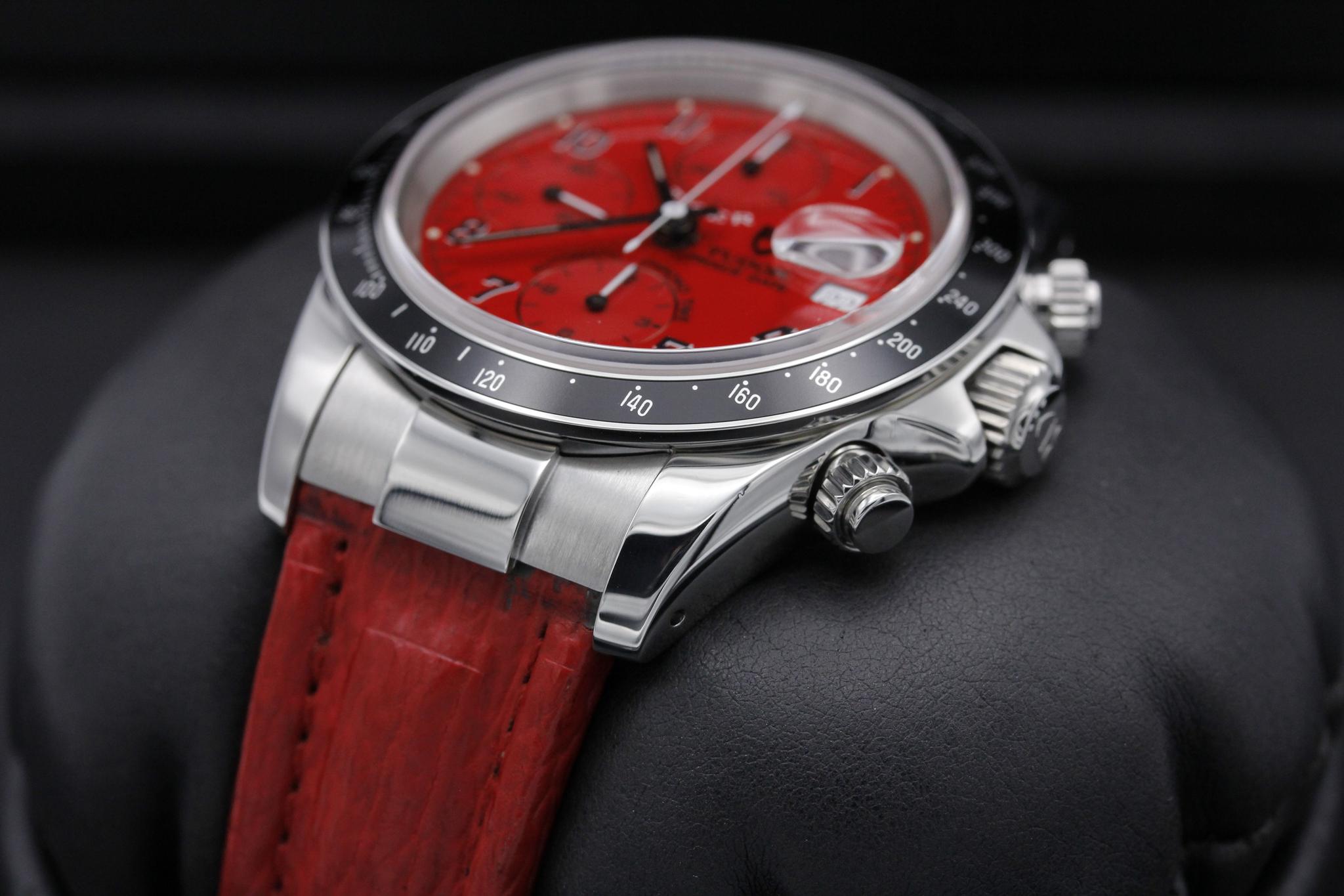 Watch Image 2