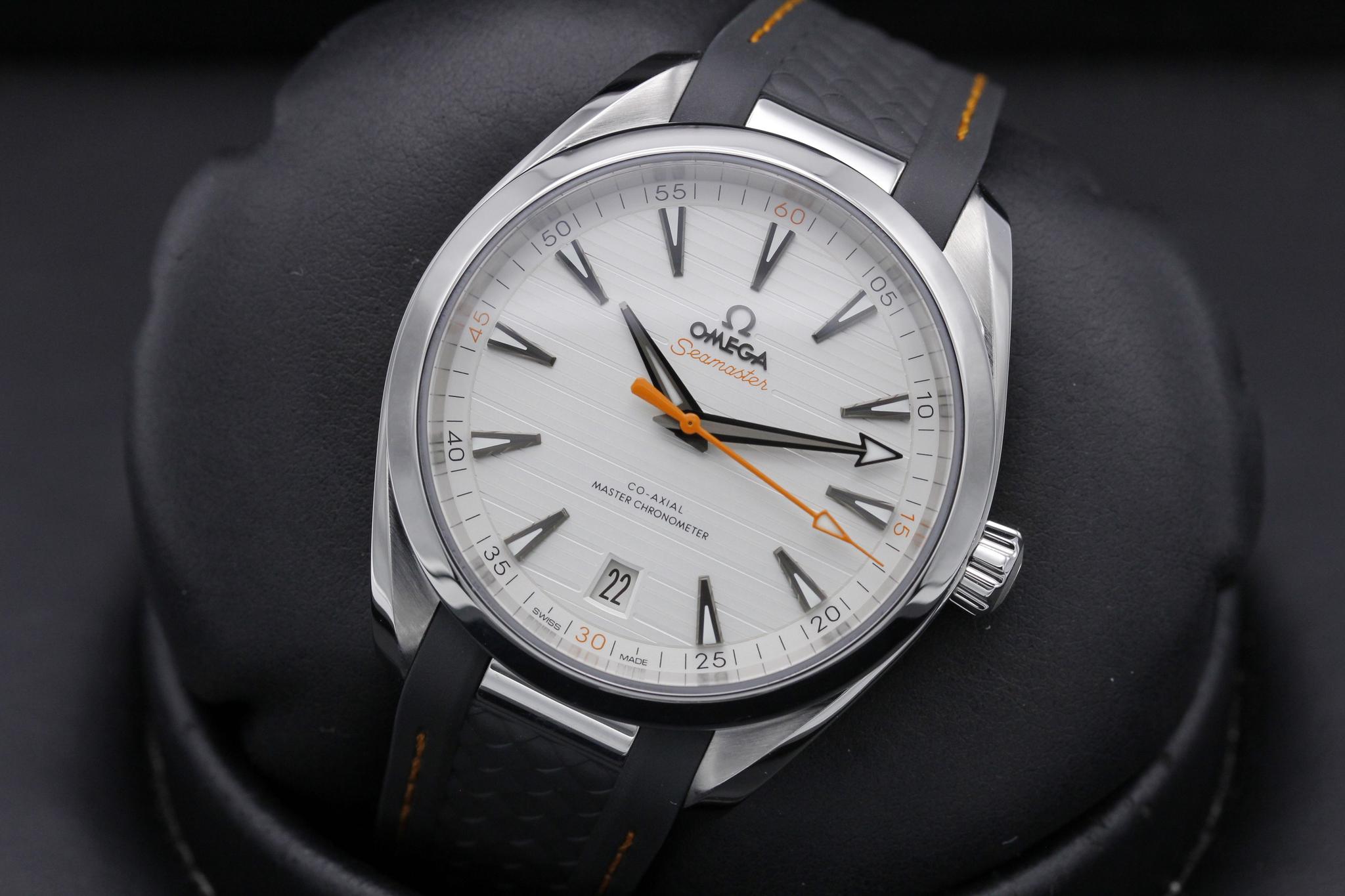 Watch Image 10