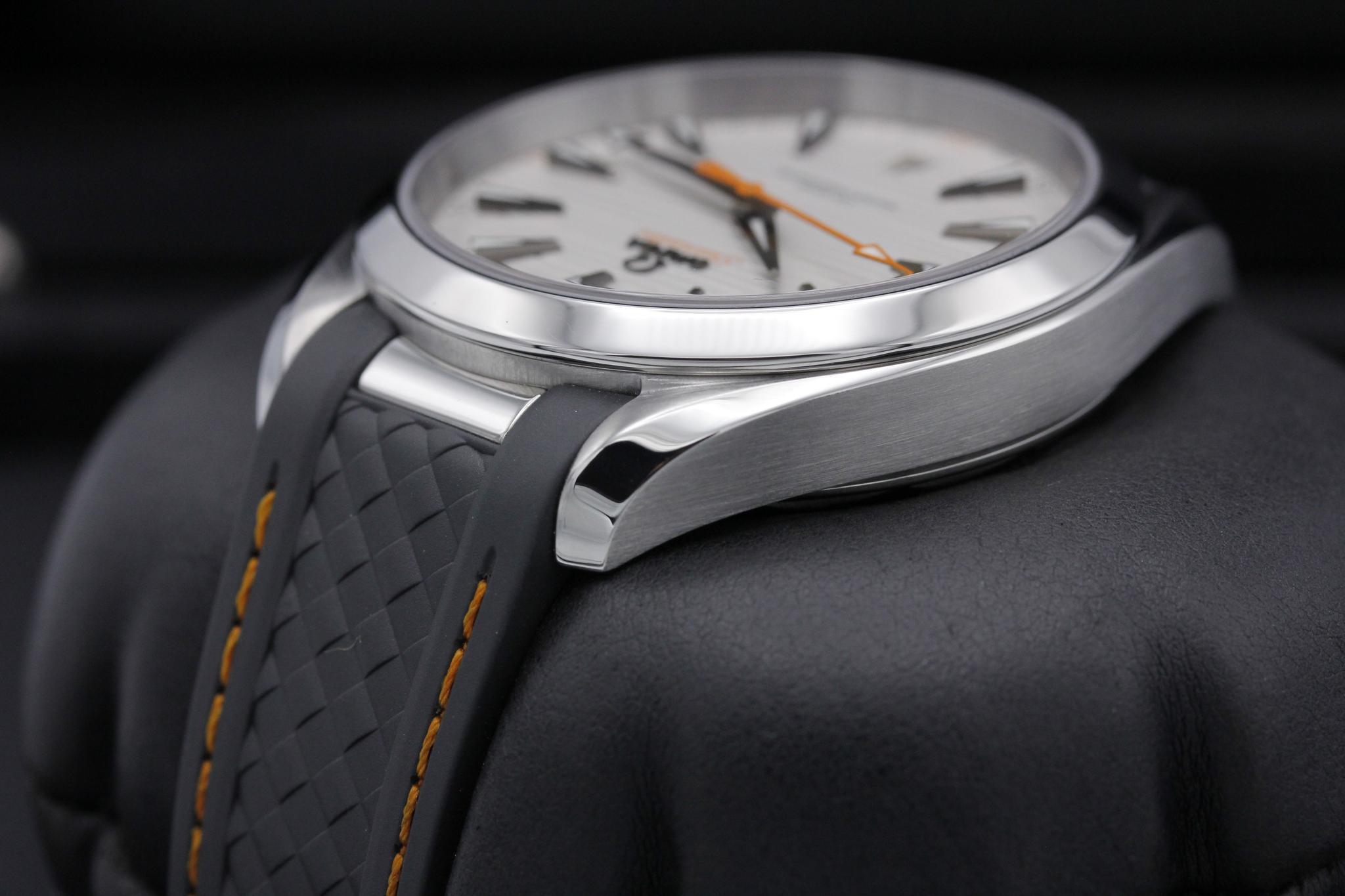 Watch Image 5