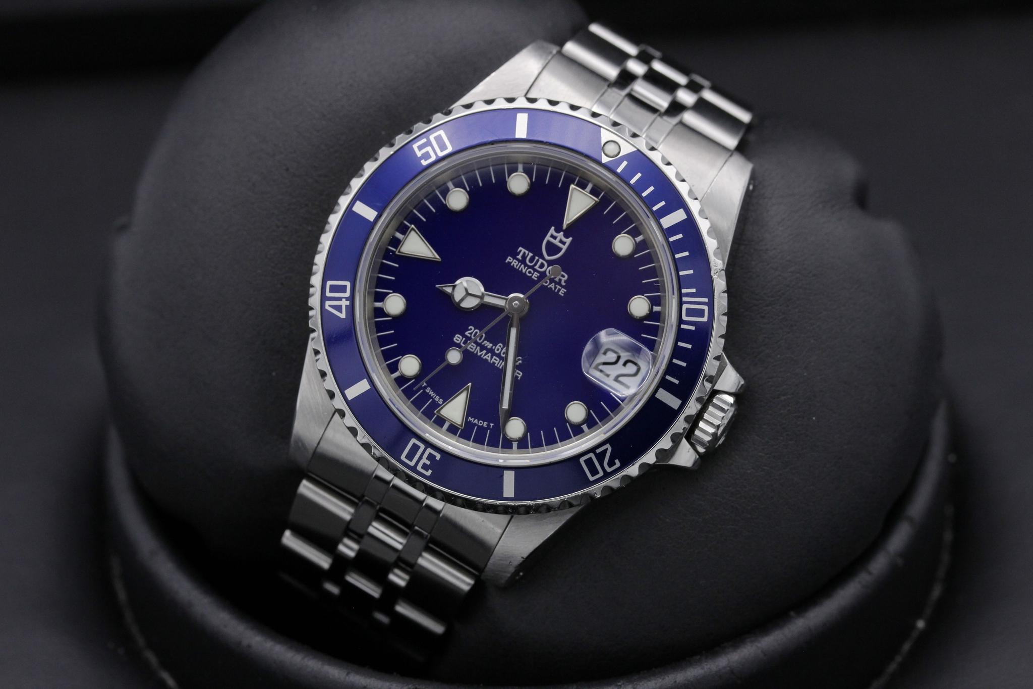 Watch Image 12