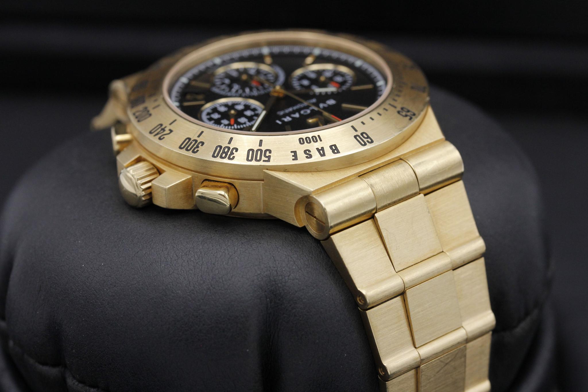 Watch Image 4