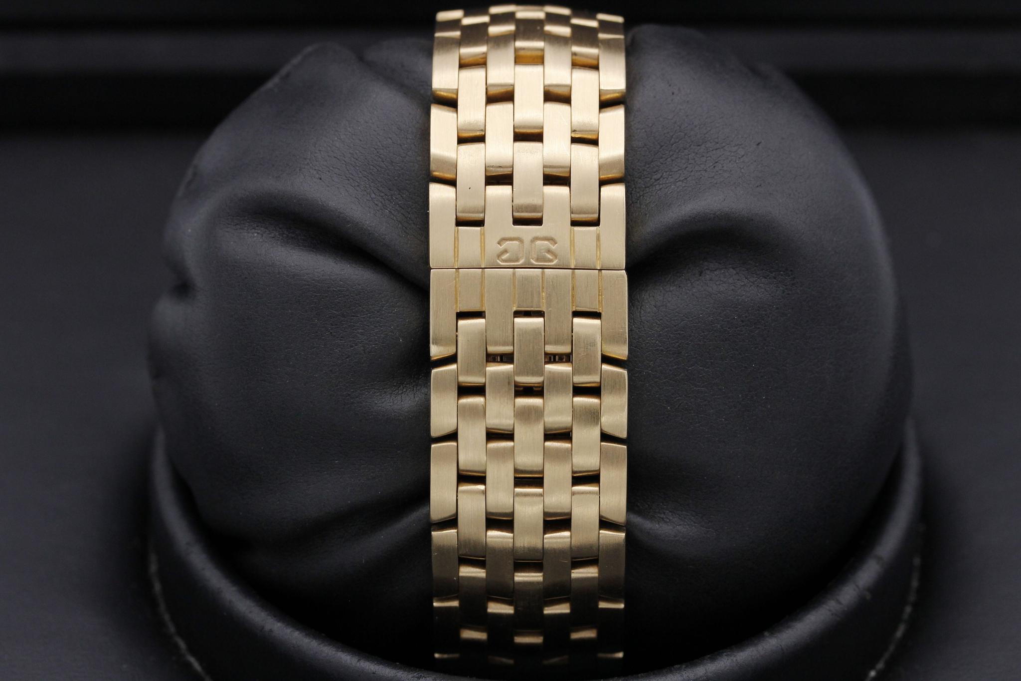 Watch Image 8