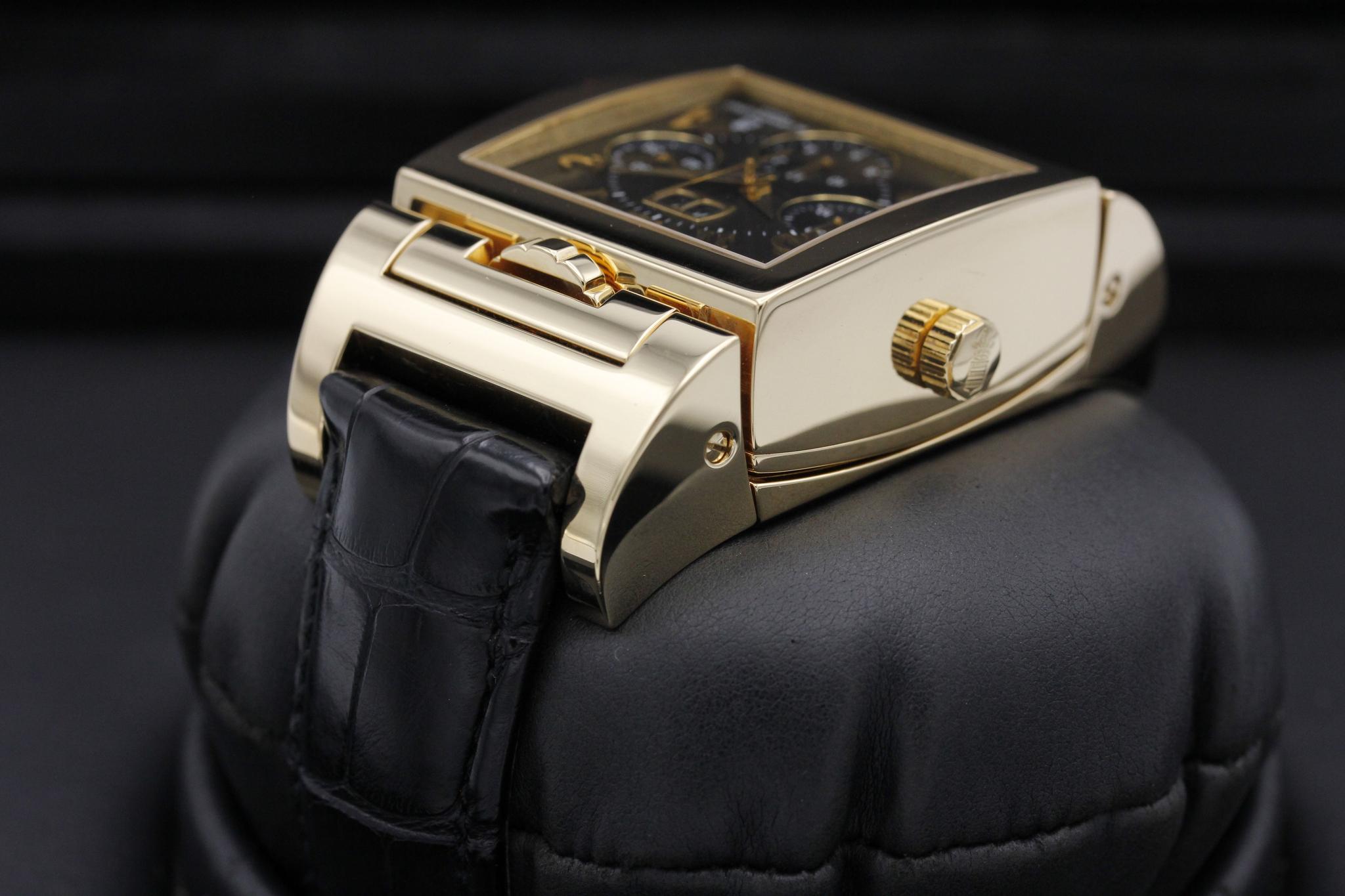 Watch Image 5
