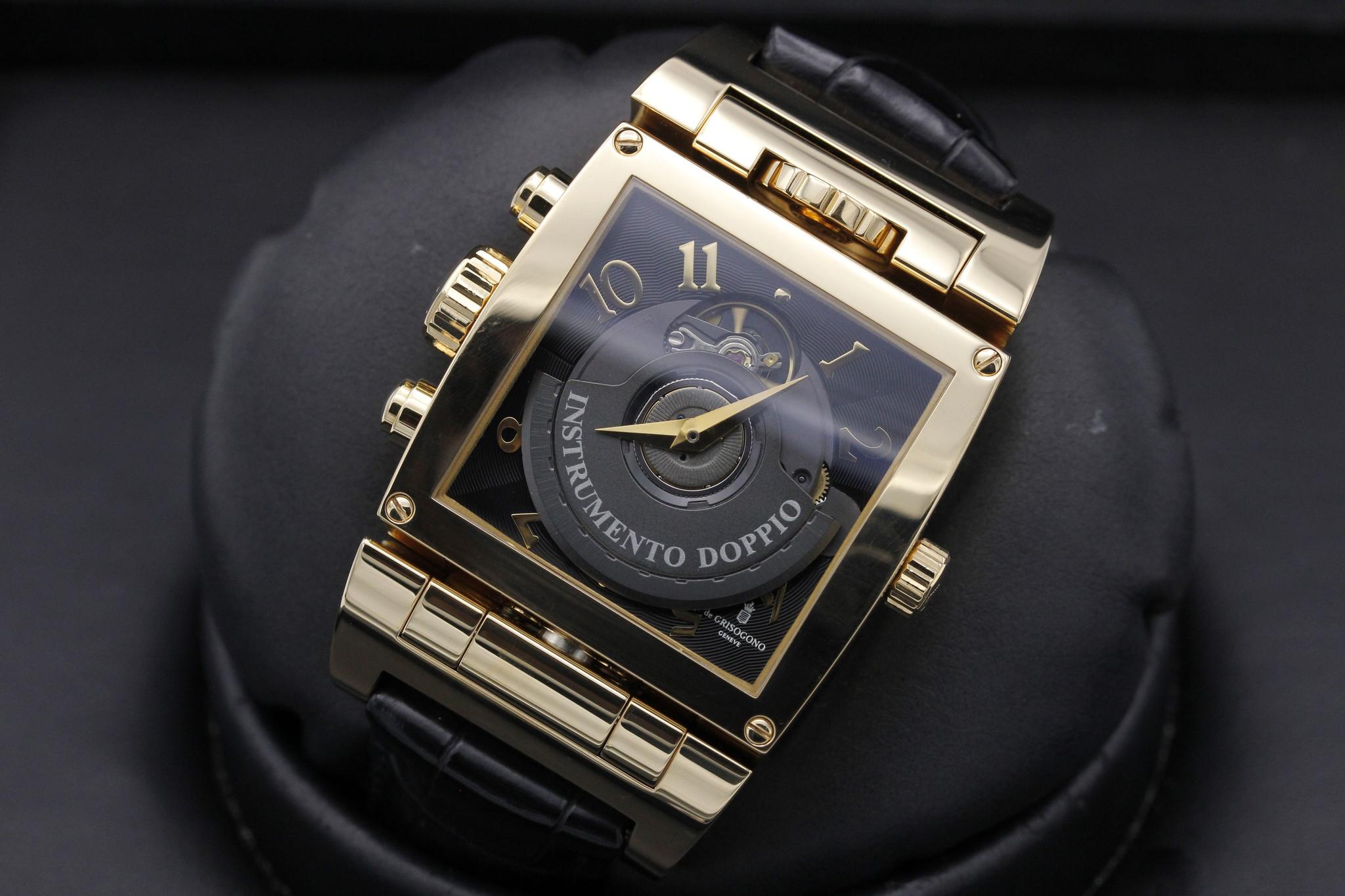 Watch Image 11