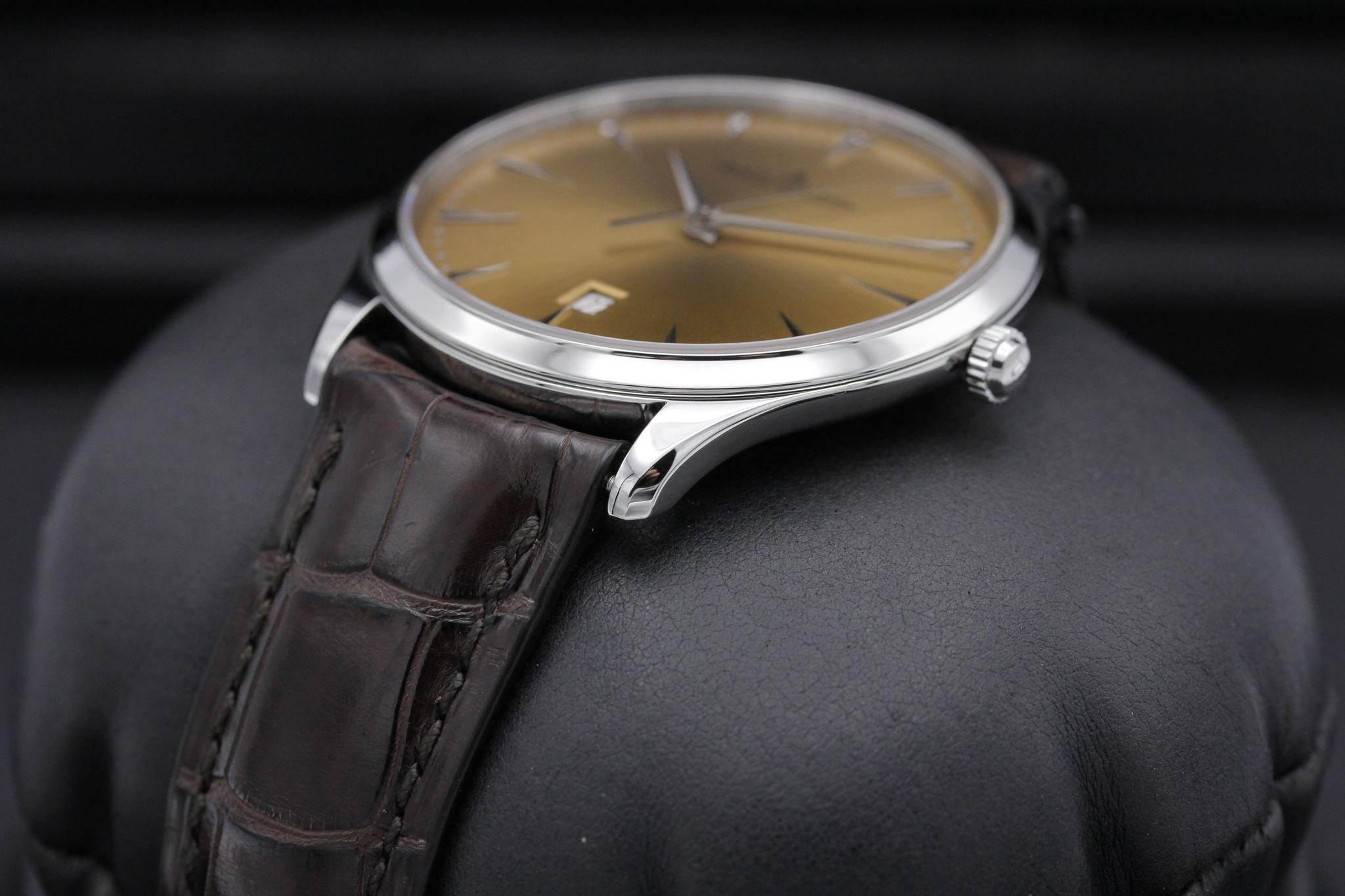Watch Image 2