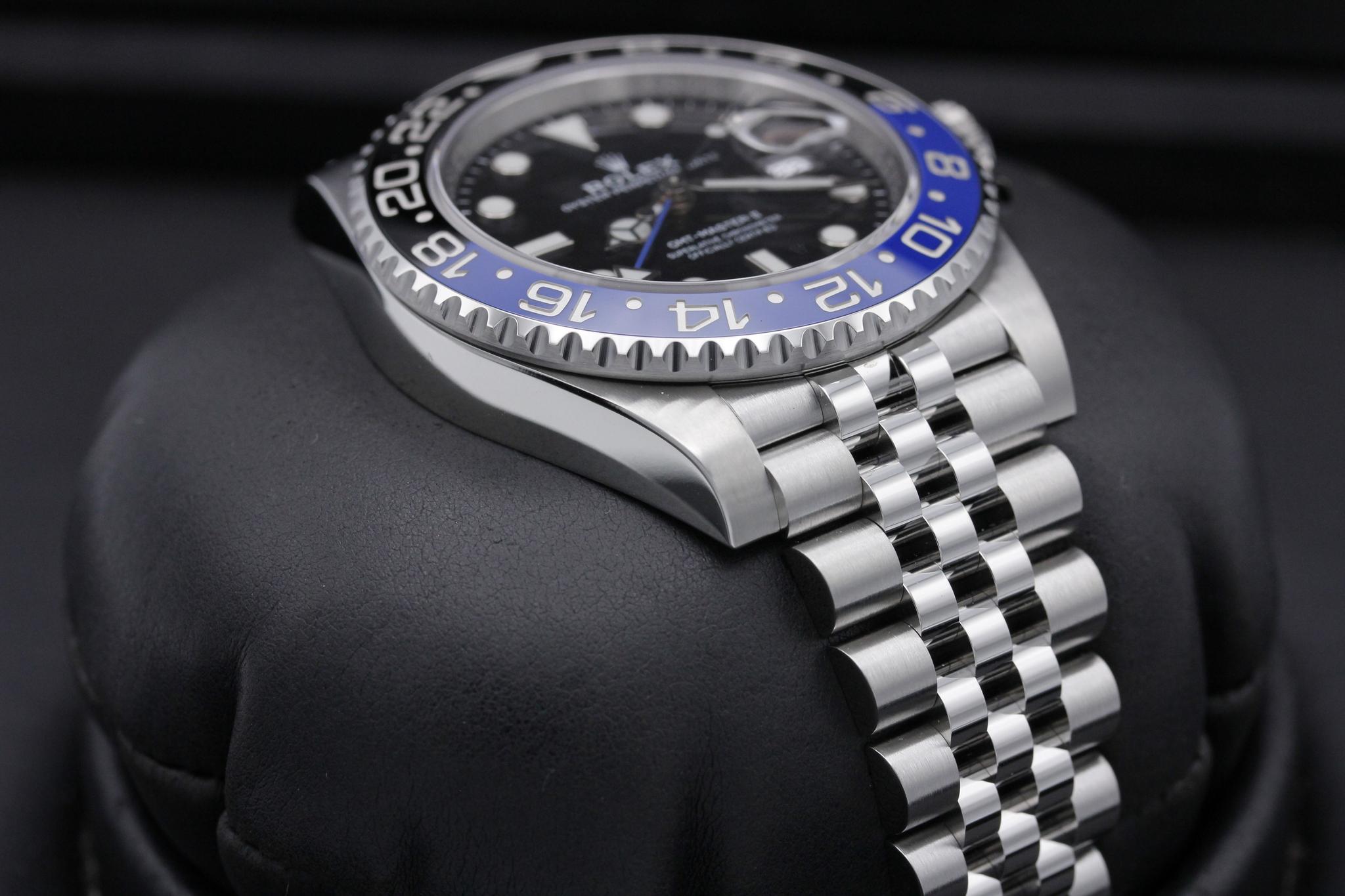 Watch Image 6