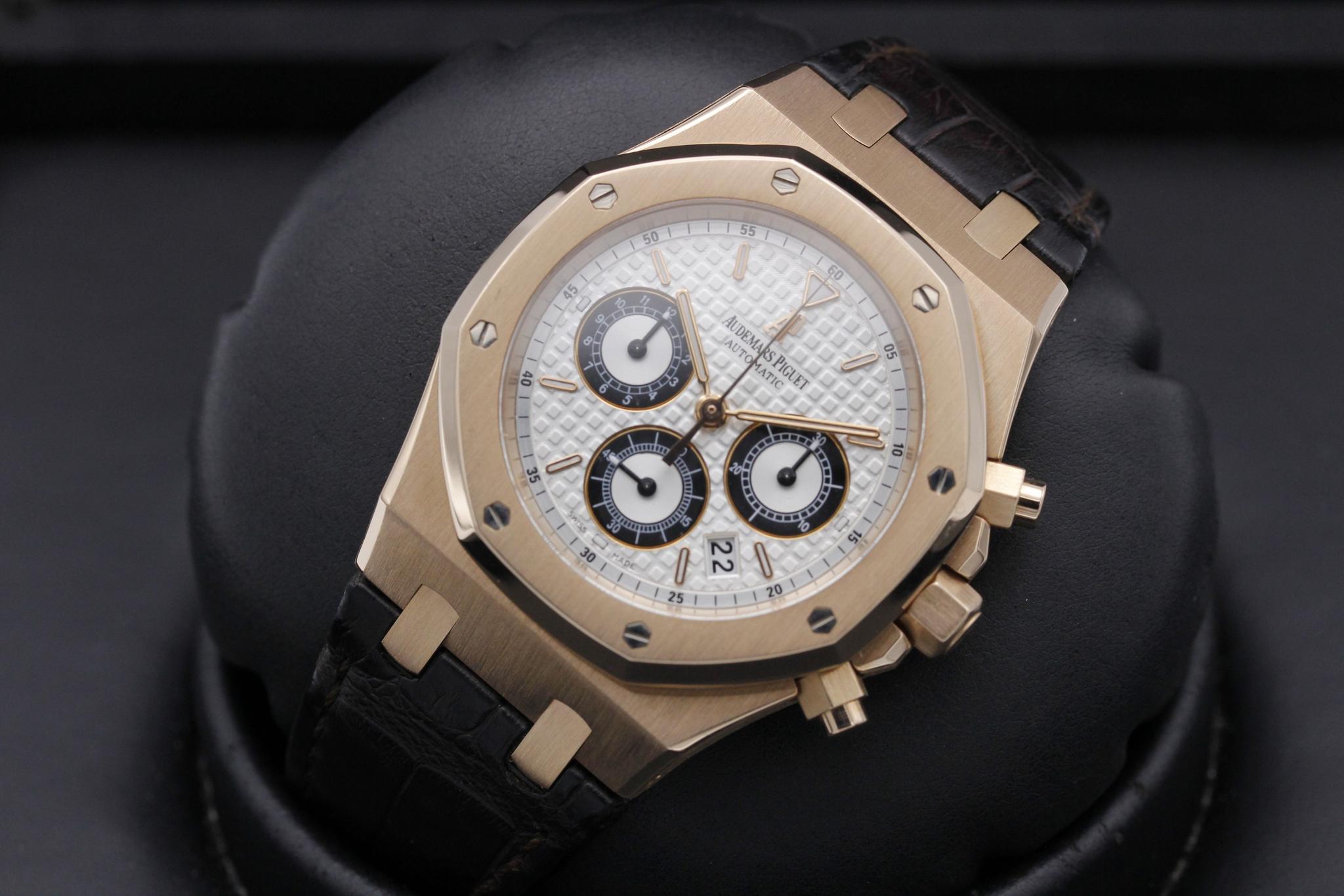 Watch Image 9