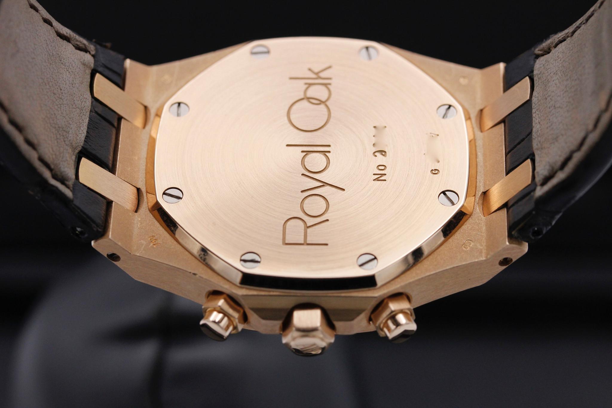 Watch Image 7