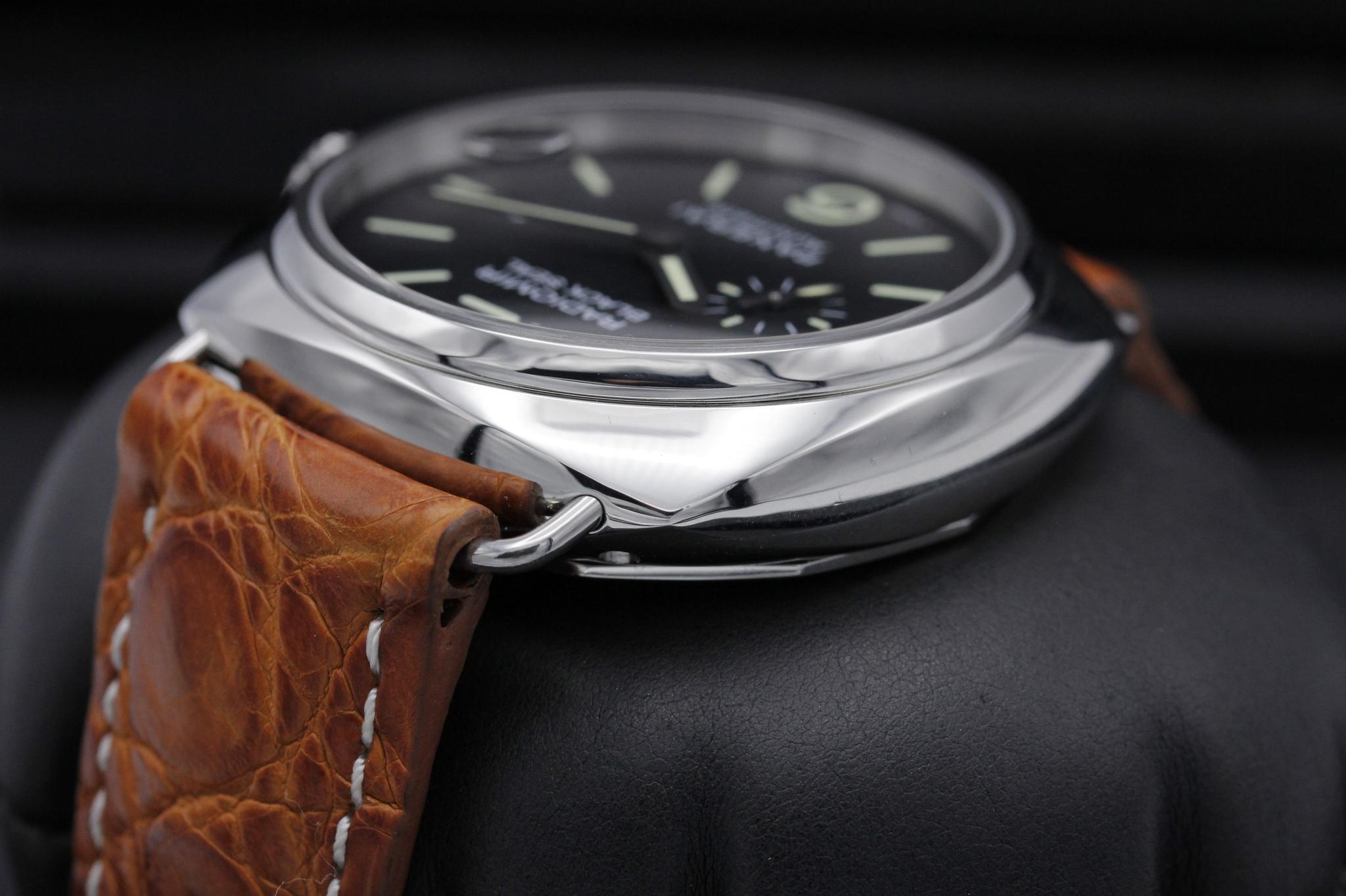 Watch Image 5