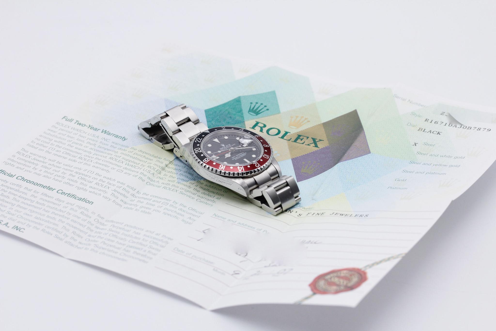 Watch Image 12