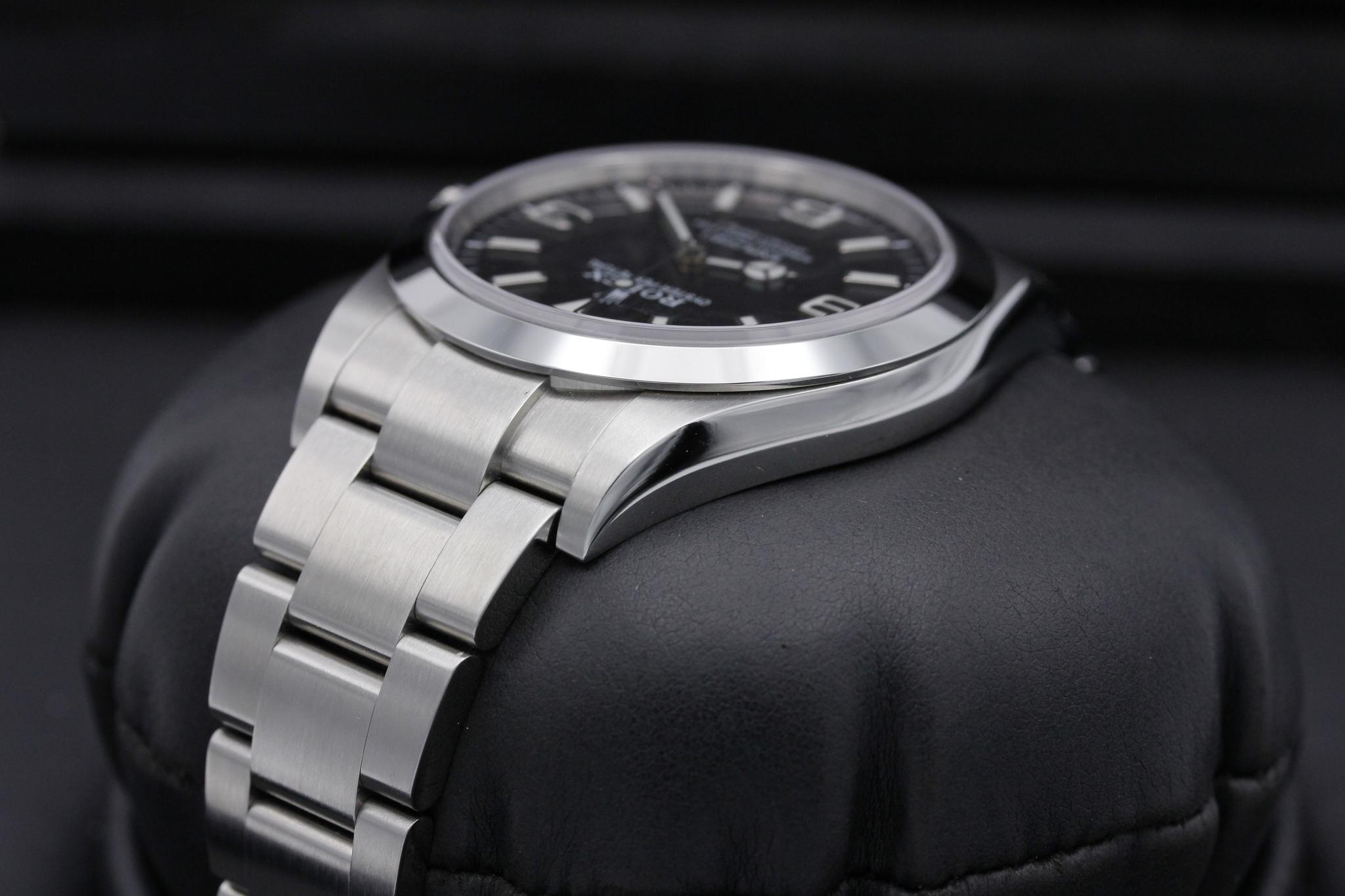 Watch Image 5
