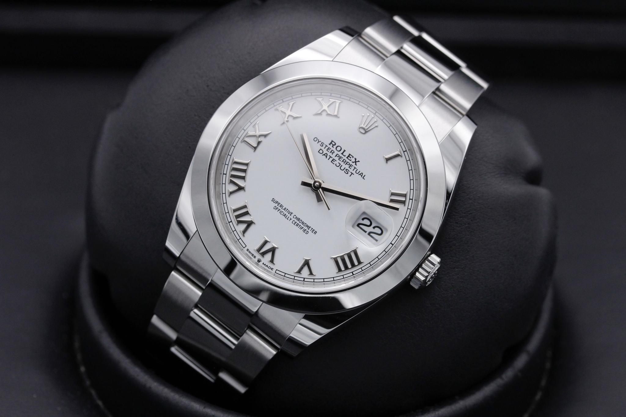 Watch Image 9