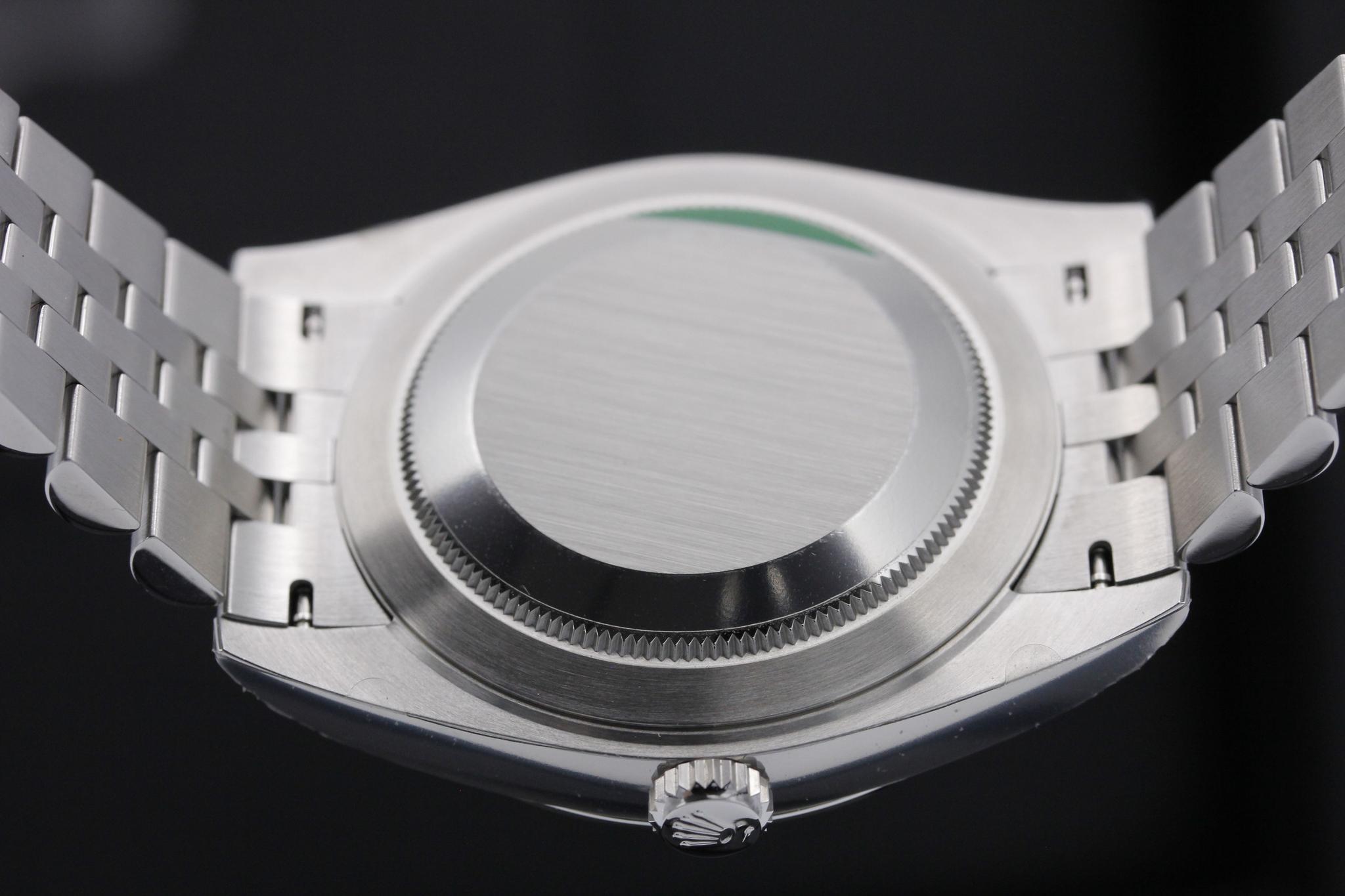 Watch Image 7
